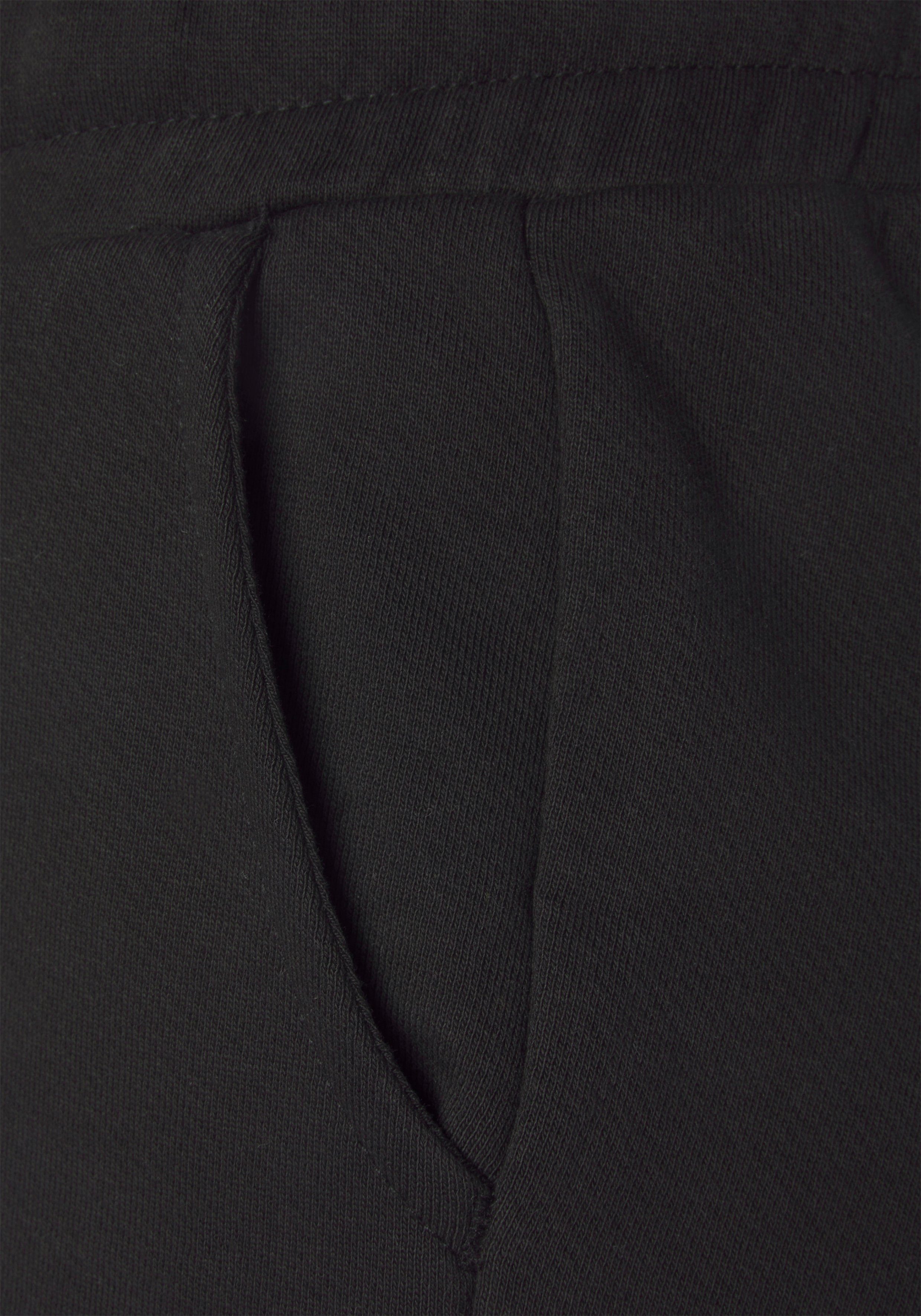 LASCANA Sweatshorts aus organischer Baumwolle, Loungewear