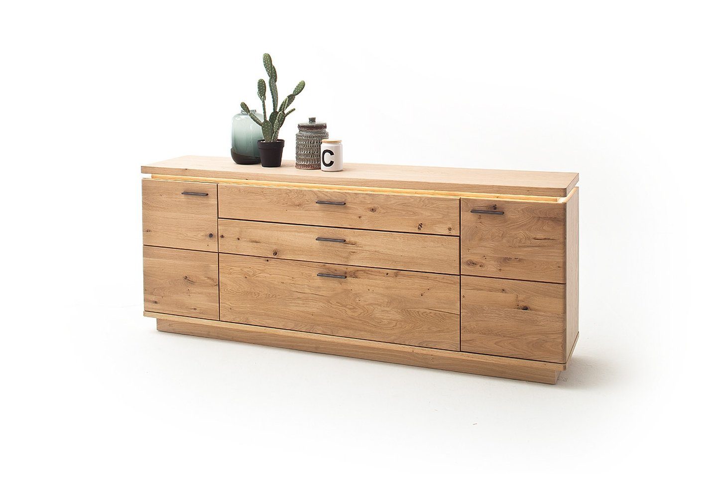 möbelando Beistellschrank Barceloni Modernes Sideboard inkl. LED-Beleuchtung, Front Balkeneiche Bianco massiv mit durchgehende Lamelle mit Oberfläche geölt, Korpus FPY-Eiche Bianco furniert mit Oberfläche geölt/ innen Eiche Bianco Melamin Nachbildung mit 2 Holztüren, 3 Schubkästen und 4 Einlegeböden. Breite 210 cm, Höhe 84 cm, Tiefe 44 cm