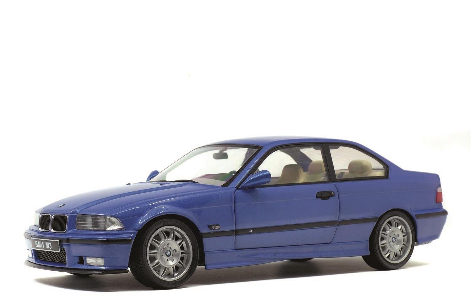 SIMBA Spielzeug-Auto Solido 421185360 - 1:18 BMW E36 Coupé M3 blau günstig online kaufen