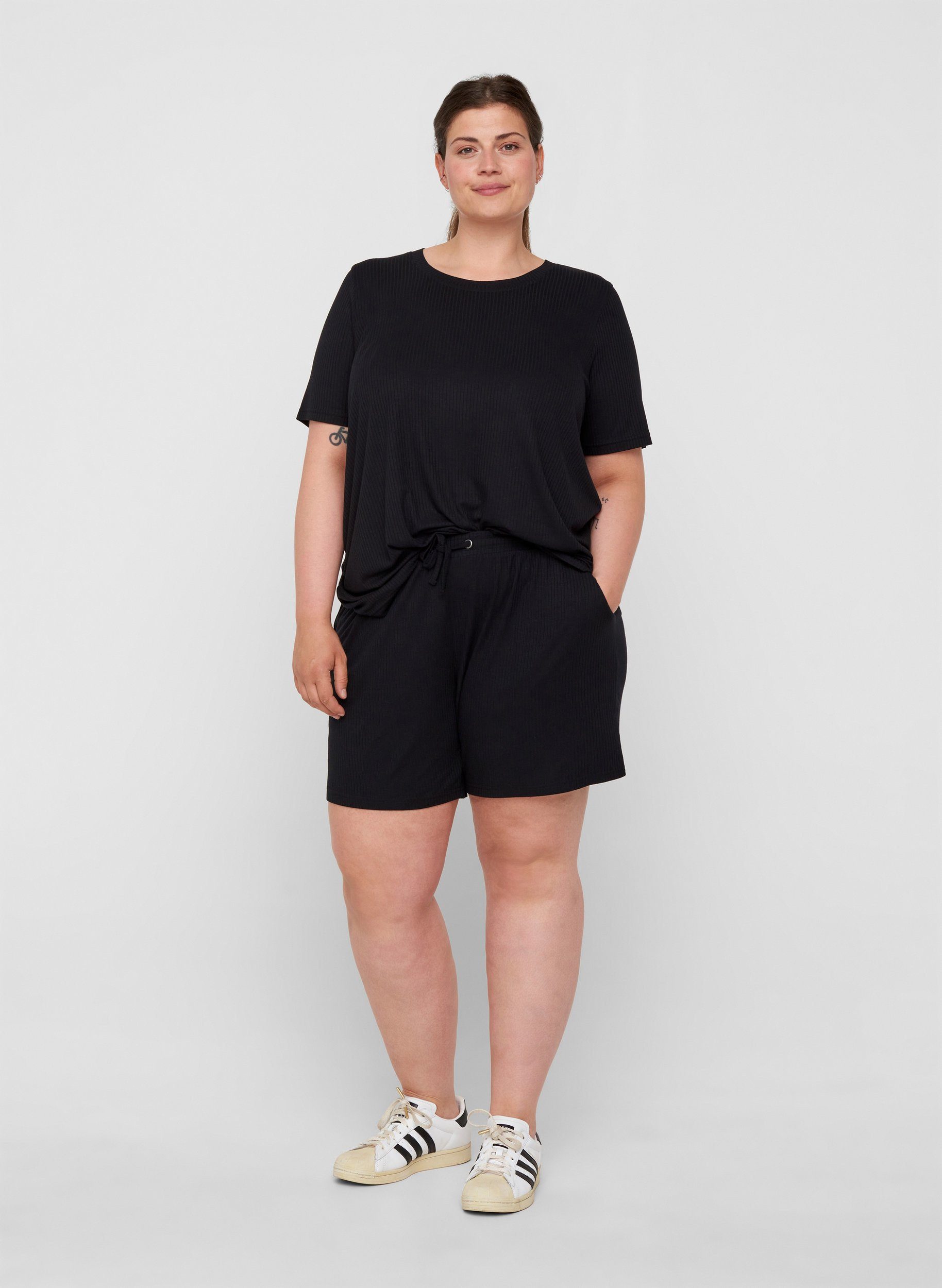 Zizzi Shorts Große Größen Damen Lockere Shorts aus Viskose mit Ripp online  kaufen | OTTO
