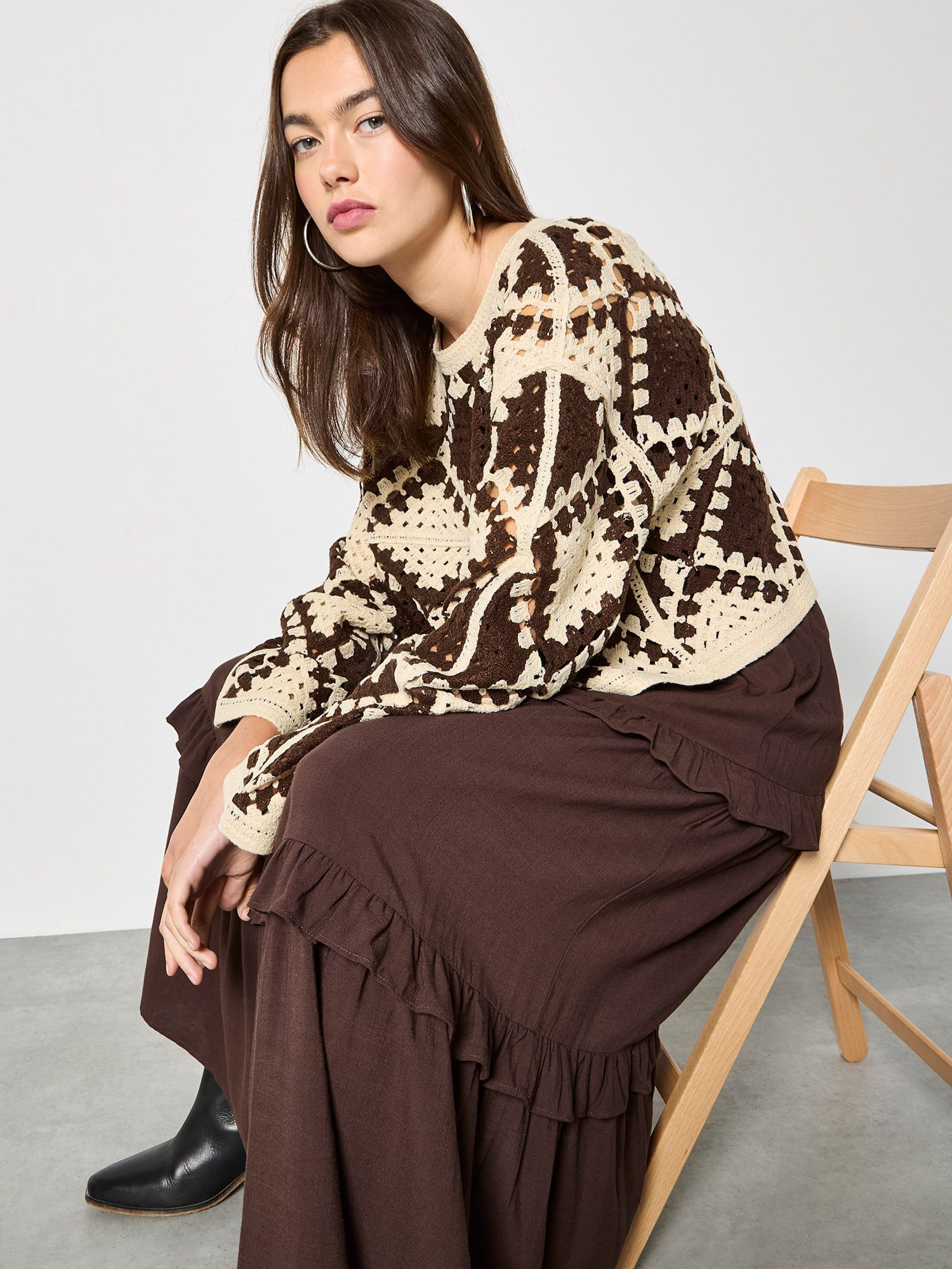 Apricot Kurzer Pullover mit Häkelrauten