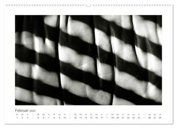 CALVENDO Wandkalender einfach schwarz-weiß (Premium, hochwertiger DIN A2 Wandkalender 2023, Kunstdruck in Hochglanz)