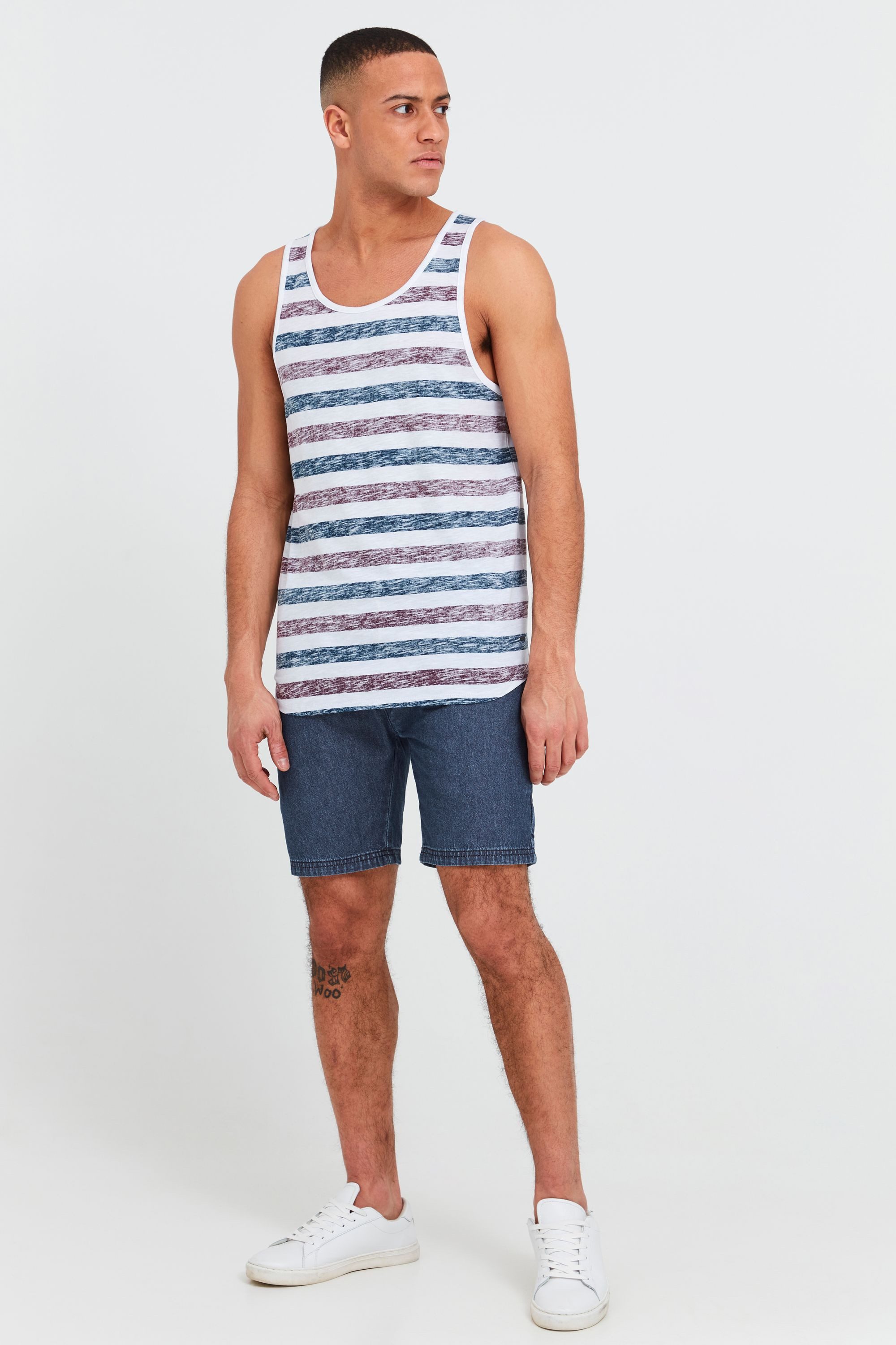 Indicode Chinoshorts IDAberavon Kurze Hose mit Kontrastkordeln