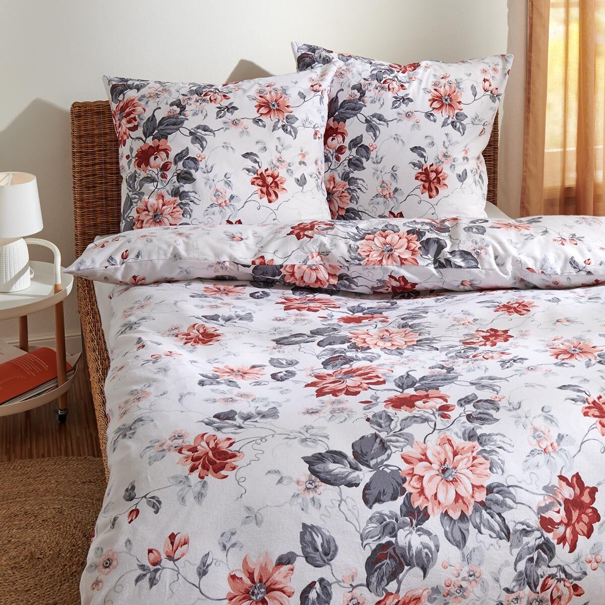 TRAUMSCHLAF Bettwäsche Blumen rot, Flanell, 3 teilig, hochwertige Flanell Q günstig online kaufen