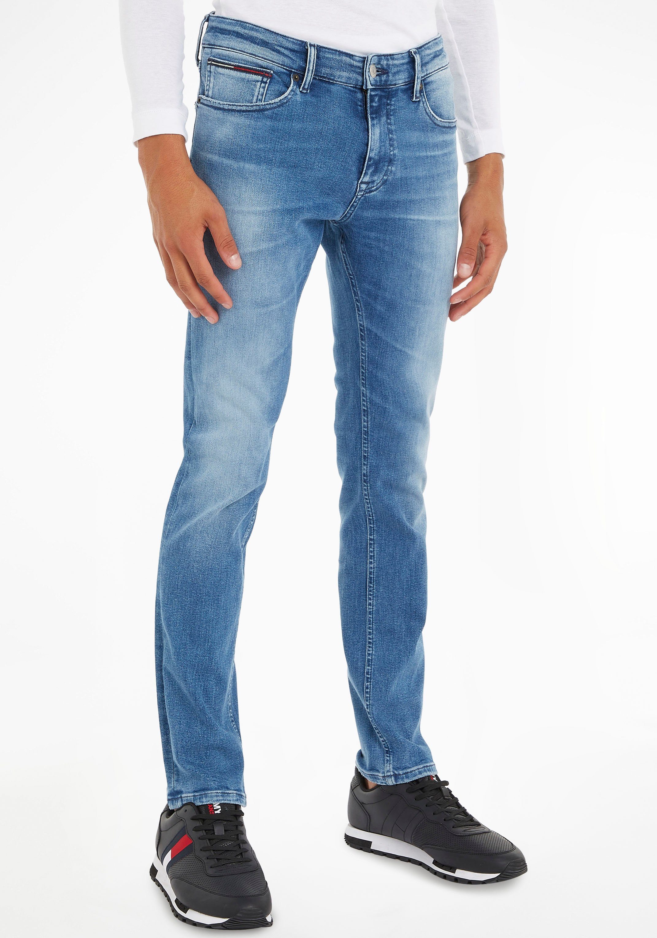 Tommy Jeans Slim-fit-Jeans SCANTON Markenlabel mit (1-tlg) SLIM