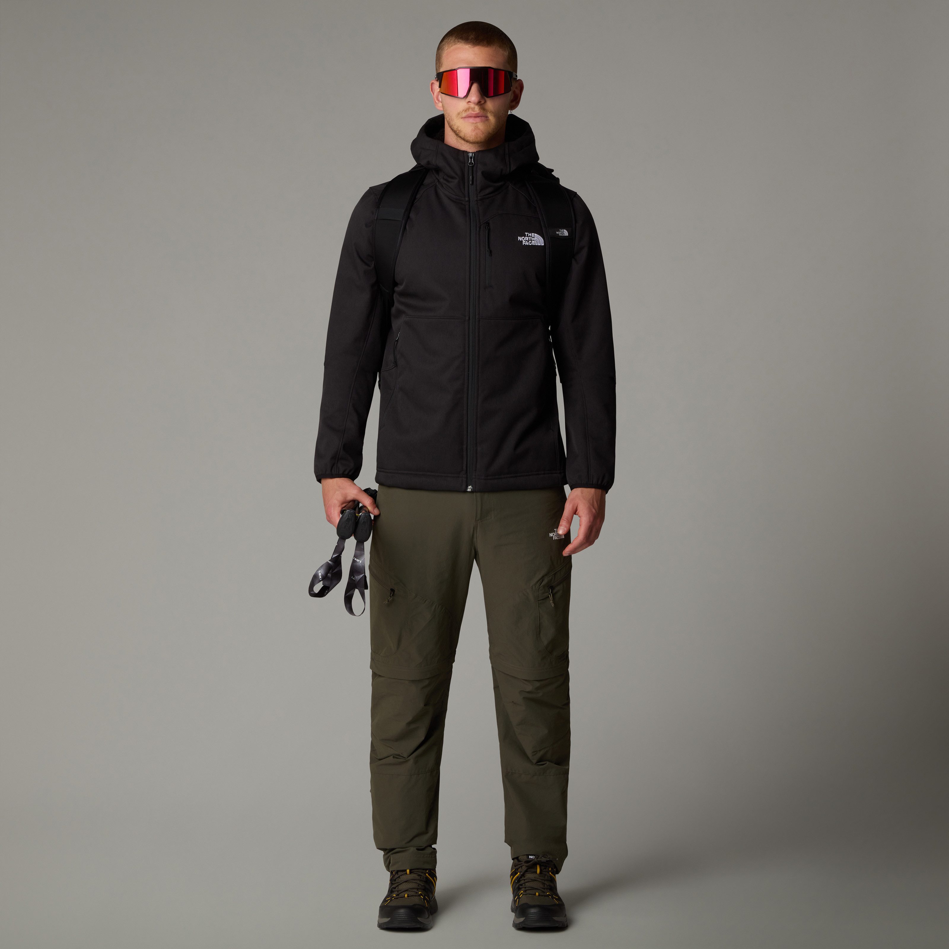 The North Face Softshelljacke windabweisend, mit verstellbarer Kapuze, mit anpassbarem Saum