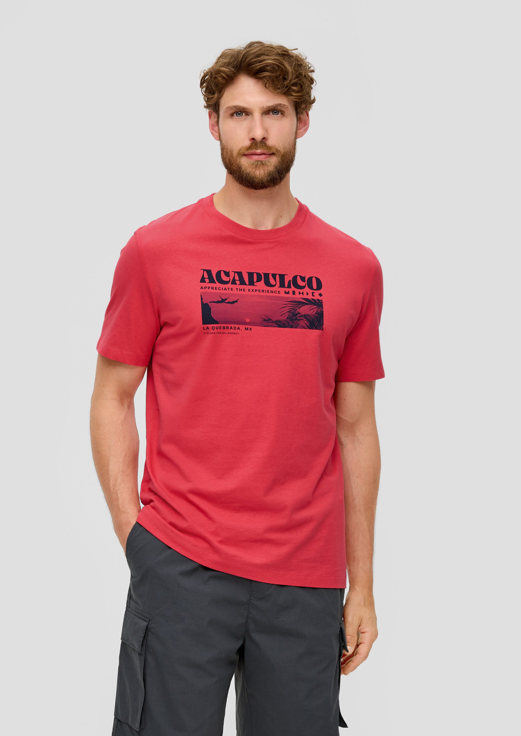 s.Oliver Kurzarmshirt T-Shirt Baumwoll-T-Shirt mit frontseitigem Artwork-Print