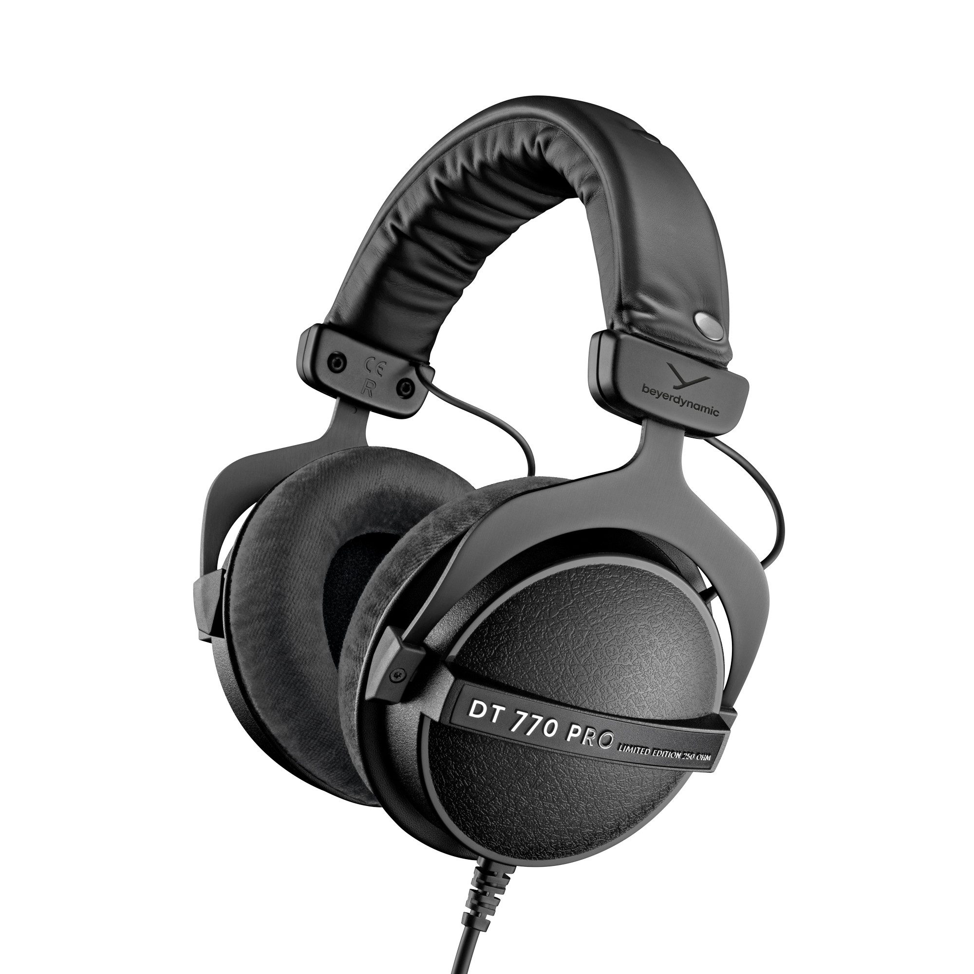 beyerdynamic DT 770 PRO Over-Ear-Kopfhörer (250 Ohm, Geschlossener Studio-Kopfhörer)