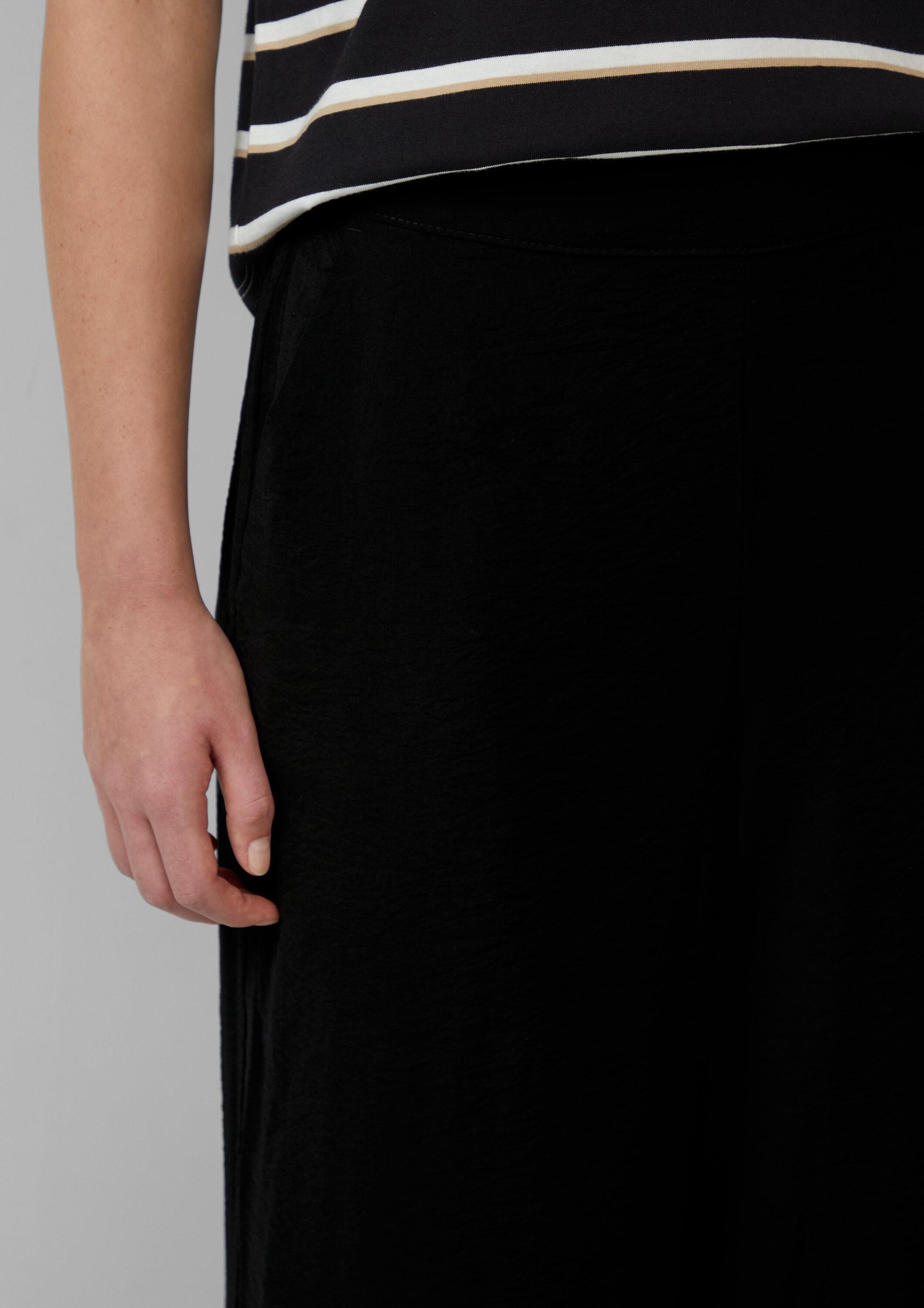 s.Oliver Chinos Hose Wide-Leg-Hose im Loose Fit mit Elastikbund