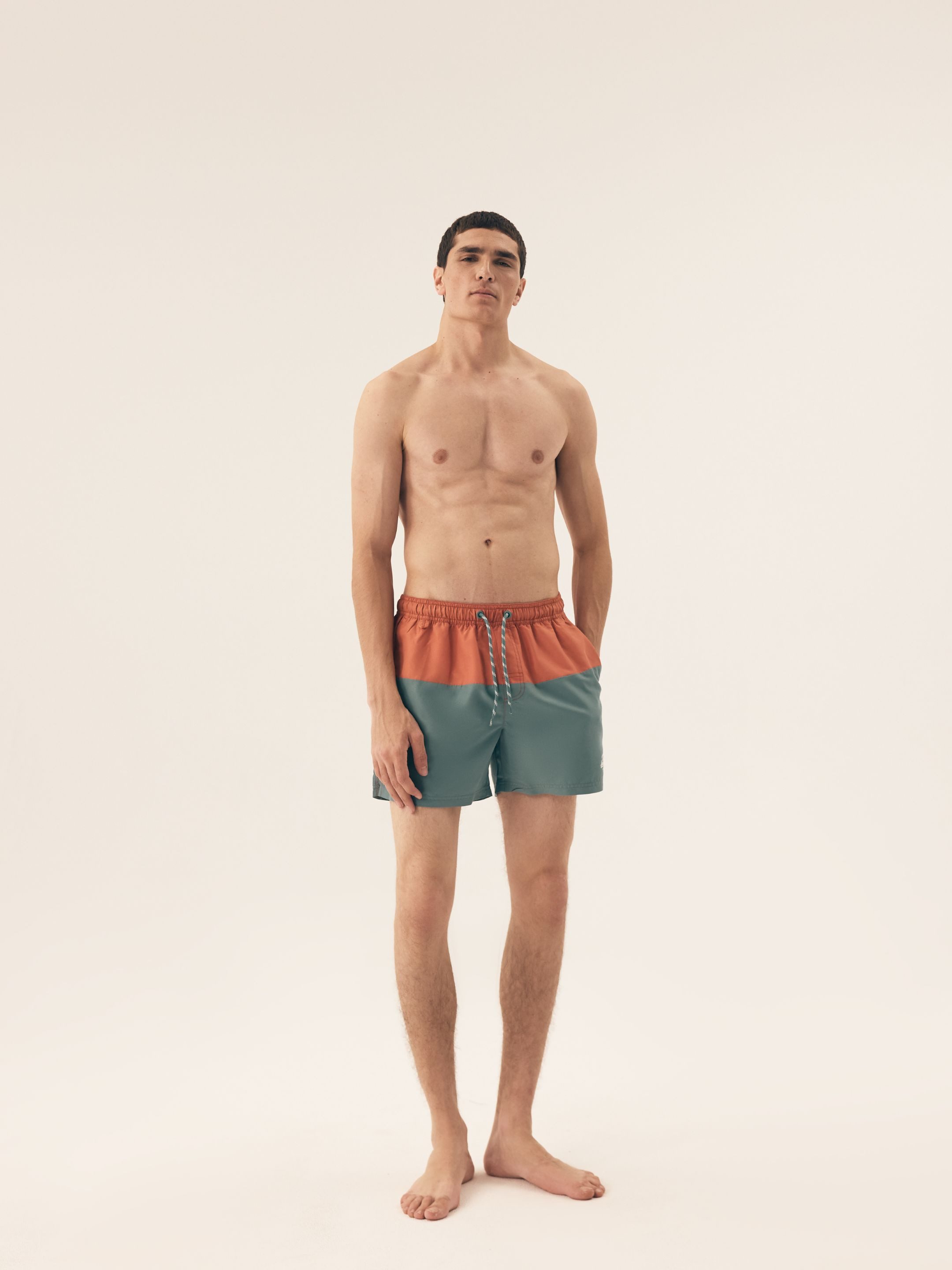 Henderson Badeshorts Badeboxer Bequeme leichtem Polyester im Retro Look Resort (1-St)