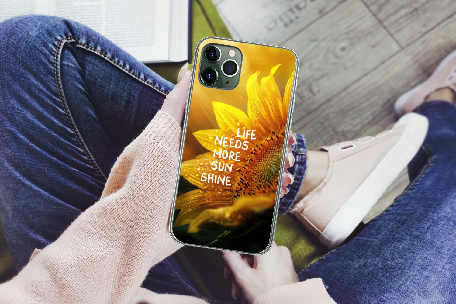 MuchoWow Handyhülle für Apple iPhone 11 Pro Sonnenblume - Nahaufnahme - Gelb - Zitat, Smartphone-Bumper, Print, Handy Schutzhülle Dünn