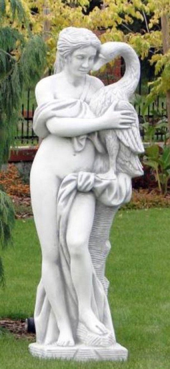 Casa Padrino Skulptur Jugendstil Garten Deko Skulptur Frau mit Schwan Weiß / Grau 41 x 39 x H. 160 cm - Elegante Garten Deko Stein Figur - Barock & Jugendstil Garten Deko Accessoires