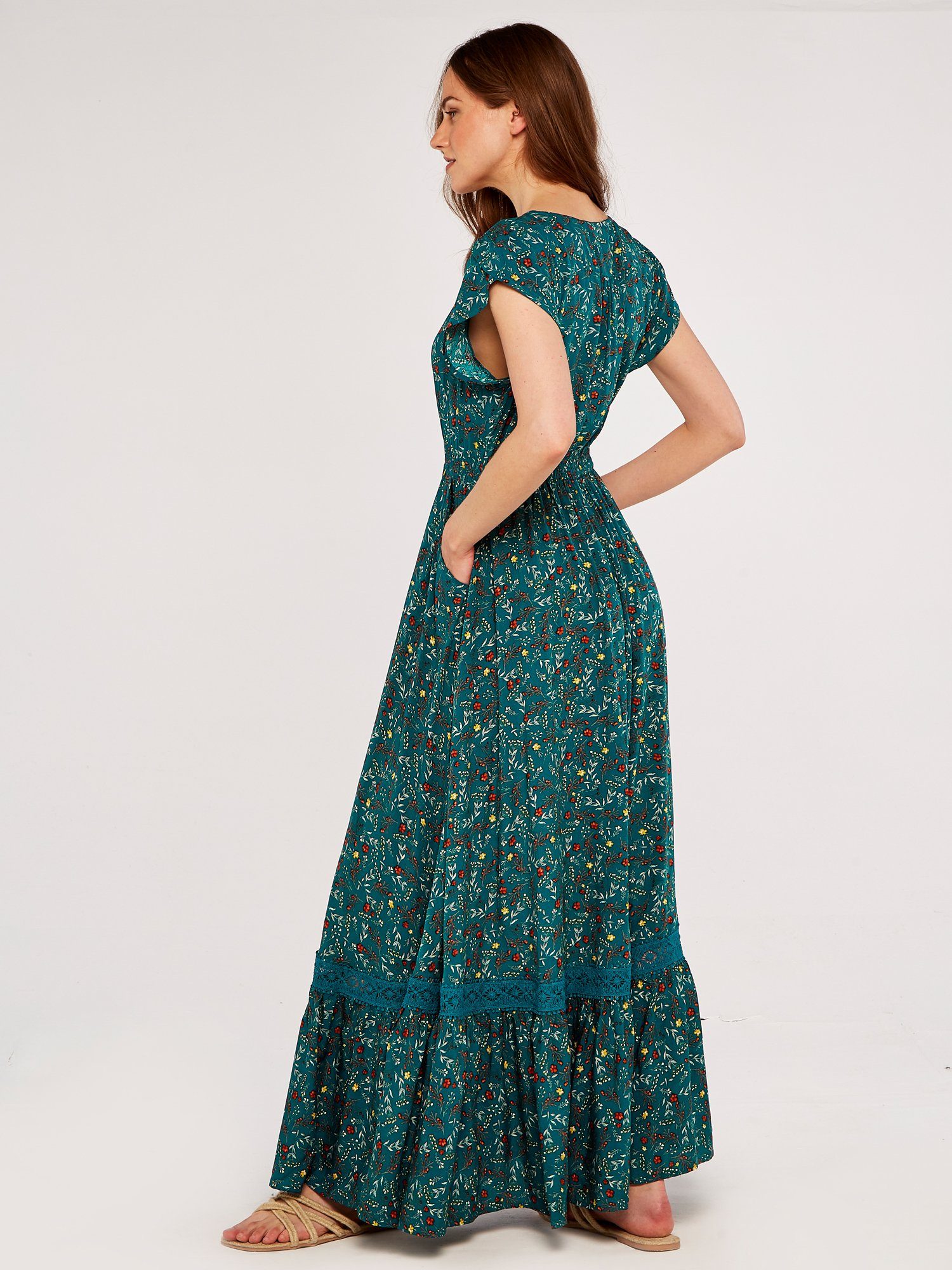 Apricot Maxikleid Maxikleid (1-tlg) mit bestickter Bordüre günstig online kaufen