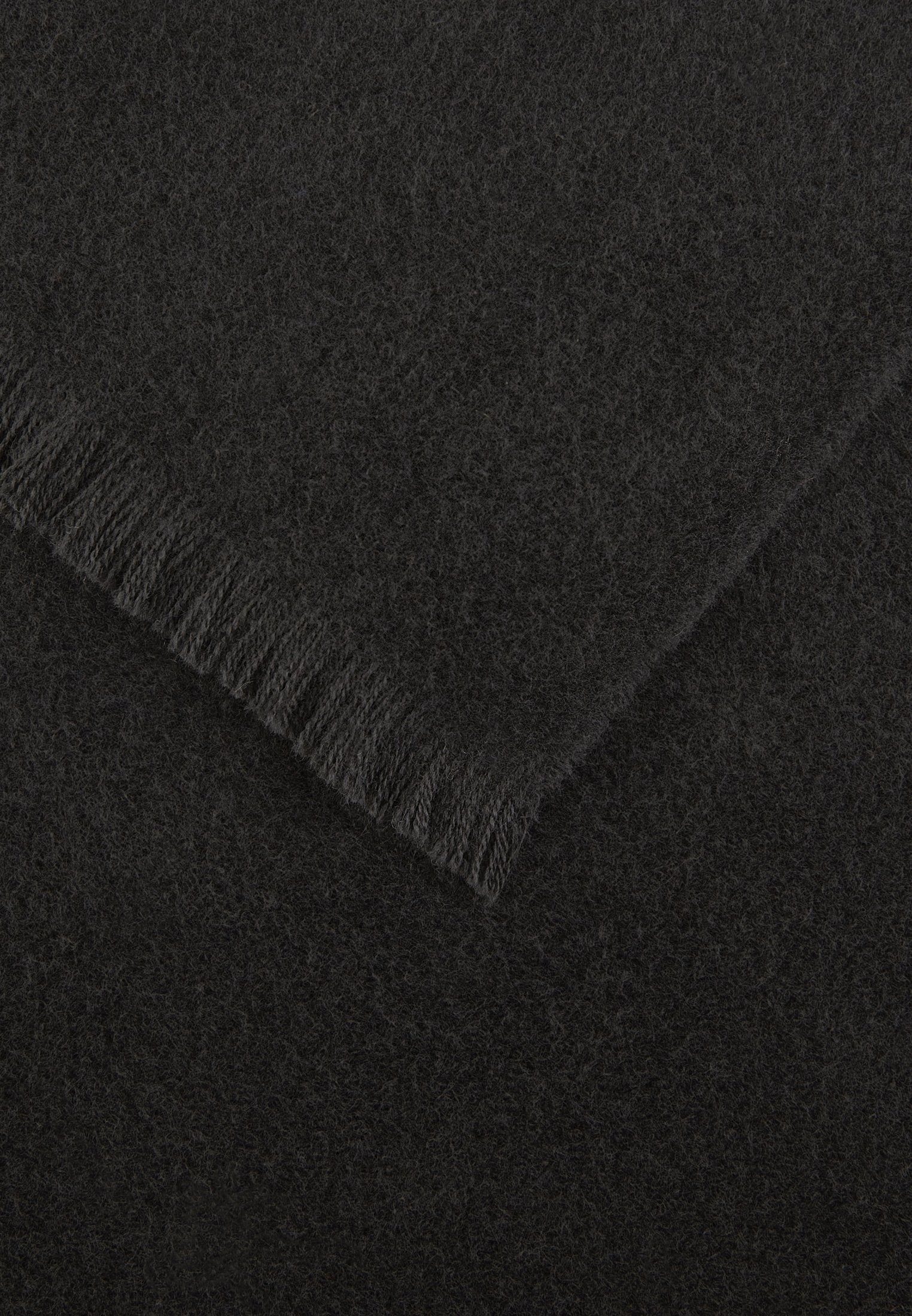 black AUREL Modeschal, aus MARC Wolle