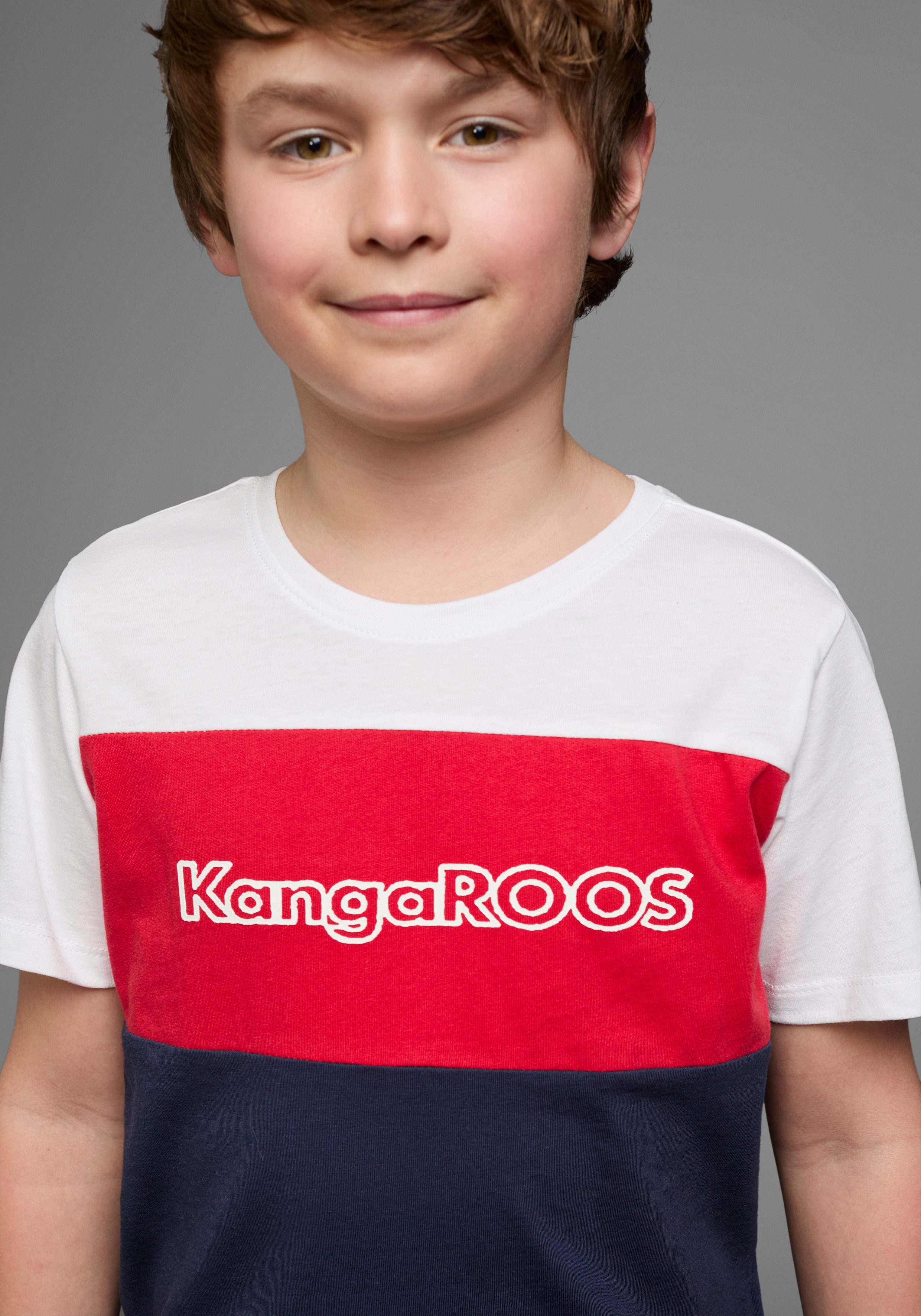 KangaROOS T-Shirt in Colorblockdesign Kurzarm, Basic-Passform, bedruckt und mehrfarbig