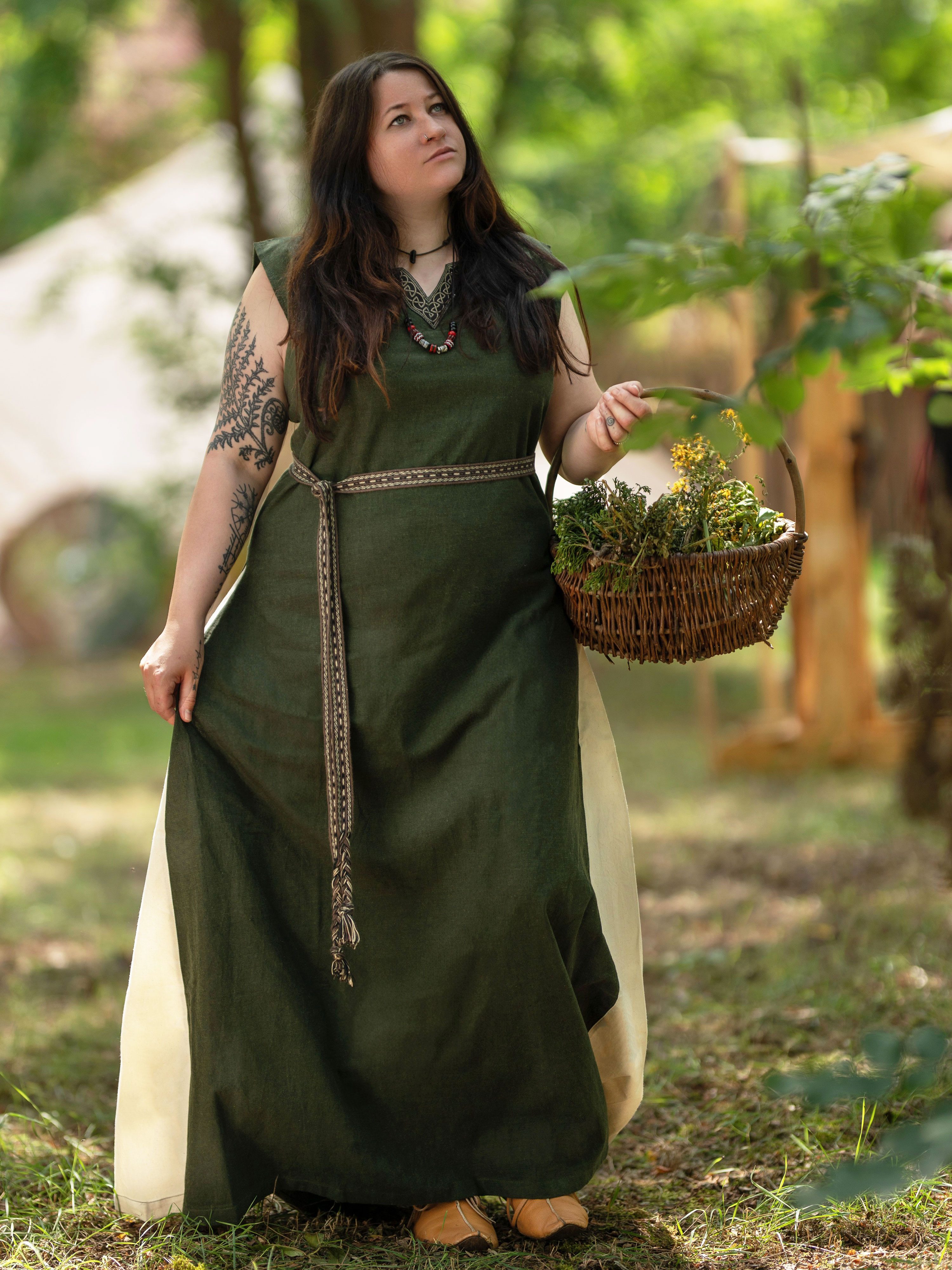 Vehi Mercatus Burgfräulein-Kostüm Mittelalter Kleid mit Schnürung ärmellos Grün / Natur "Juta"