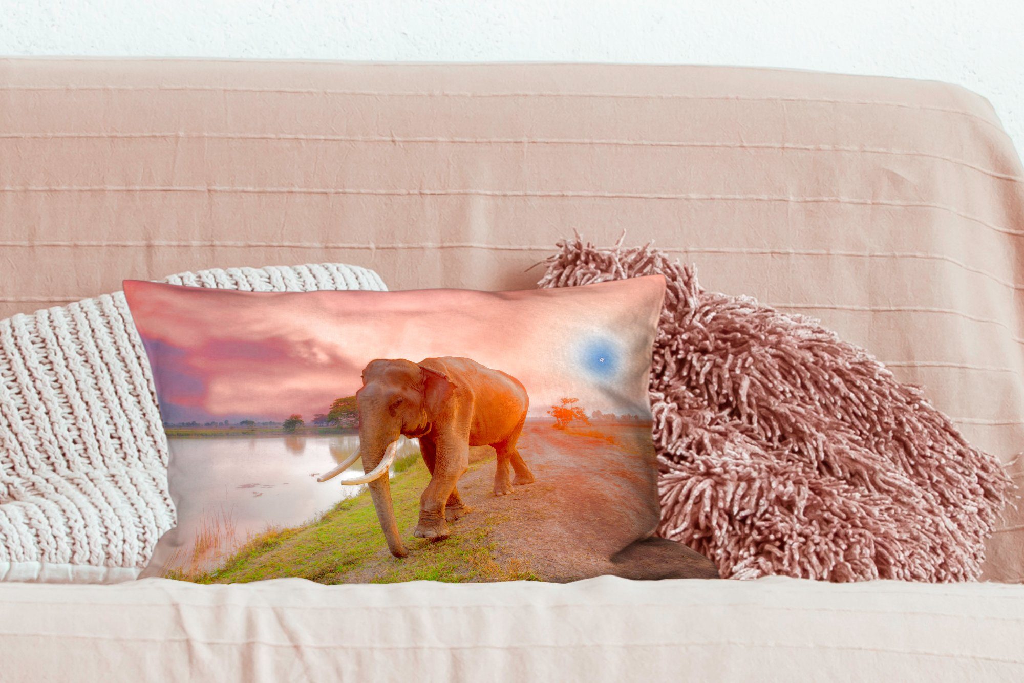 MuchoWow Wasser - Füllung, Wohzimmer Schlafzimmer Dekokissen - - Dekoration, Sonnenuntergang Elefant Natur, Tiere Zierkissen, mit Dekokissen -