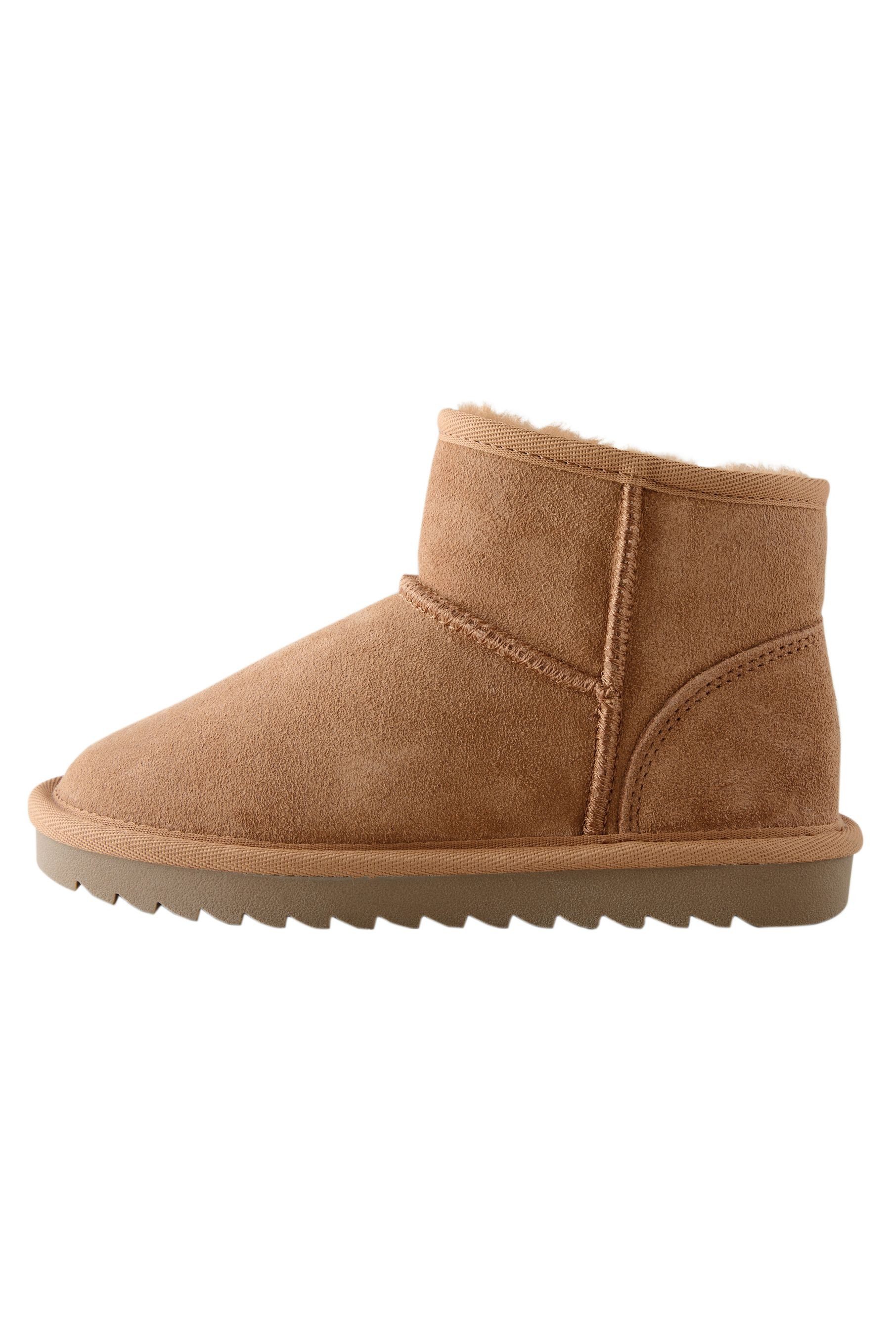 Next Schlupfstiefel aus Veloursleder, weite Passform Schlupfboots