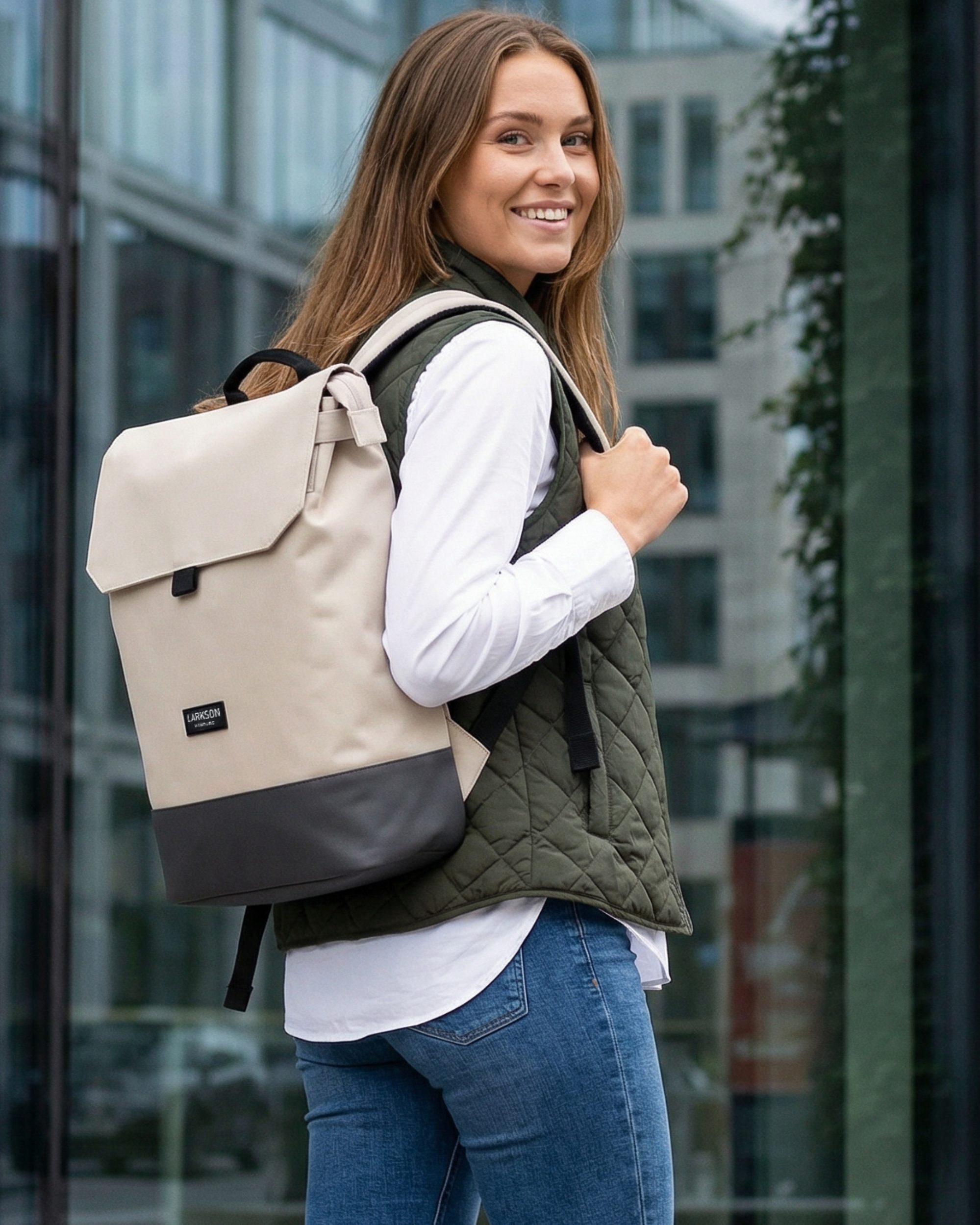 LARKSON Cityrucksack Nina Tagesrucksack für Damen (1-tlg), Damenrucksack mit 16 Zoll Laptopfach, Wasserabweisend