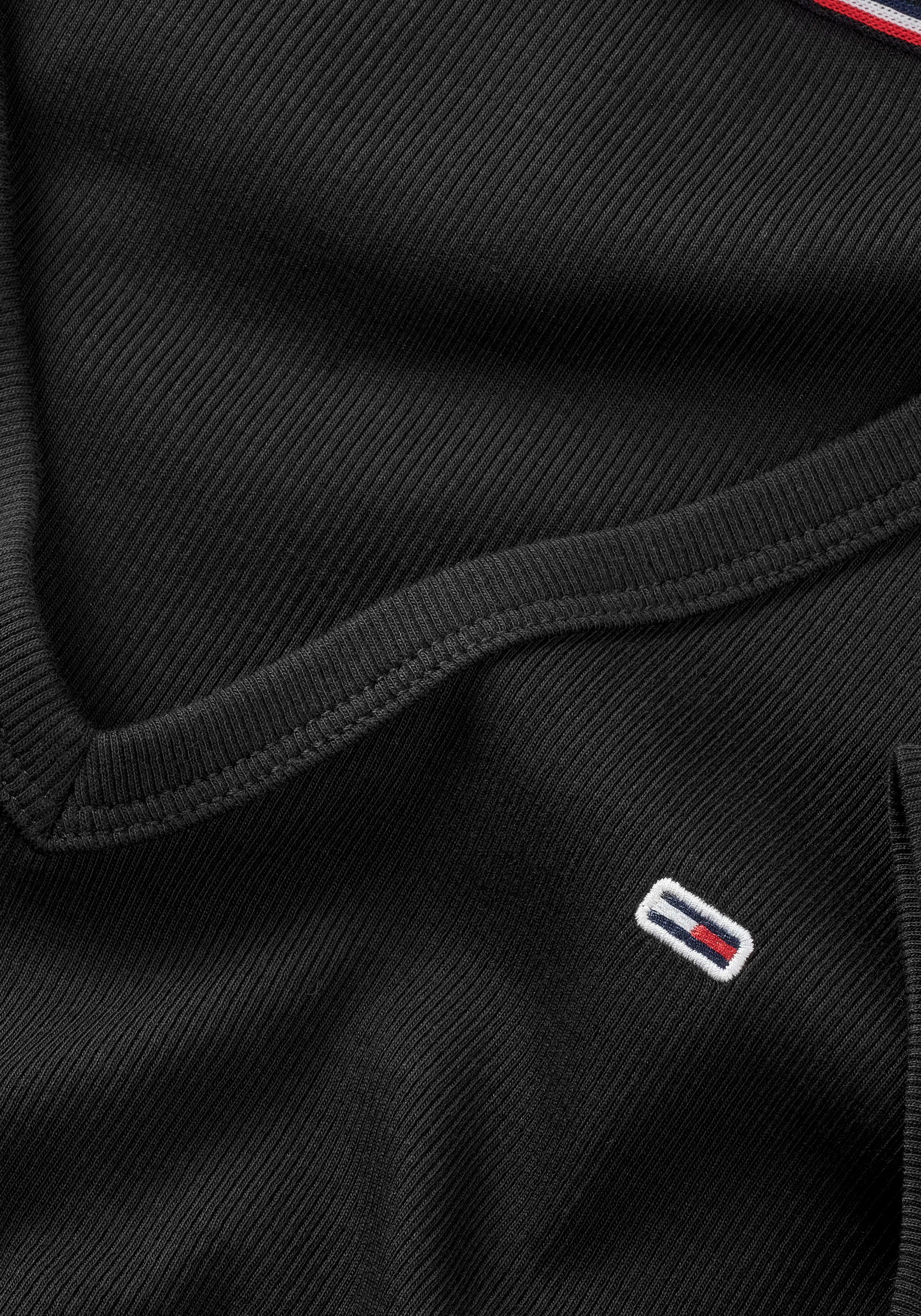 Tommy Jeans Kurzarmshirt TJW SLIM ESSENTIAL RIB V SHORT SLEEVE mit gerippter Struktur, V-Ausschnitt, Slim Fit