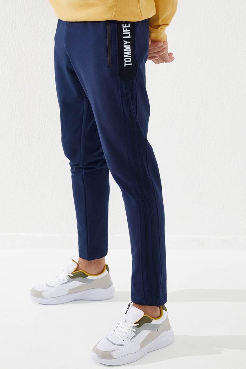 TOMMY LIFE Jogginghose SPORT mit Seitenstreifen und schmalem Bein indigo