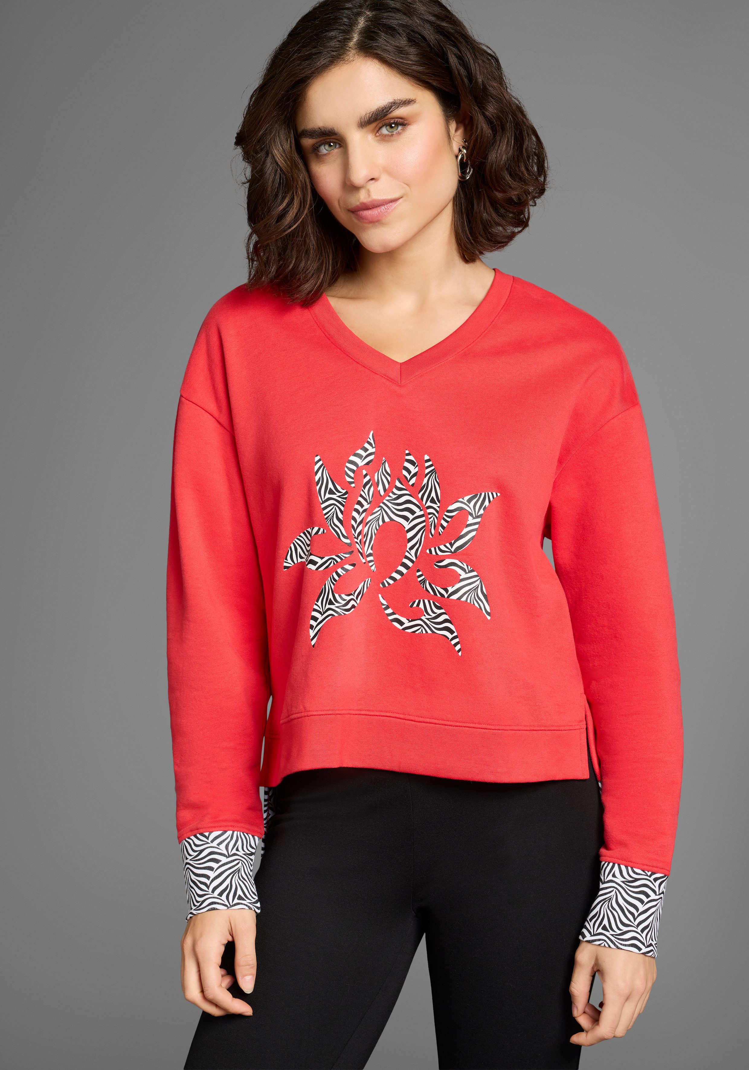 Laura Scott Sweater mit V-Ausschnitt, langärmlig, hüftlange Schnittform günstig online kaufen