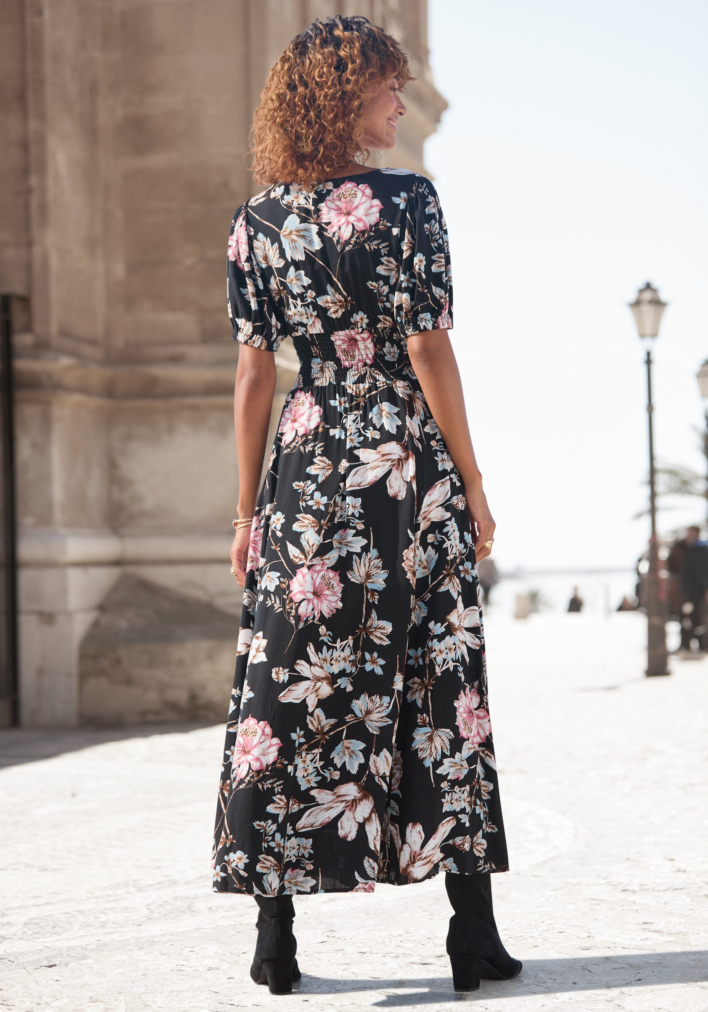 LASCANA Maxikleid mit Blumendruck und V-Ausschnitt aus Webware Sommerkleid mit Puffärmeln, Elegantes Webkleid, Strandkleid – Bild 3 von 5