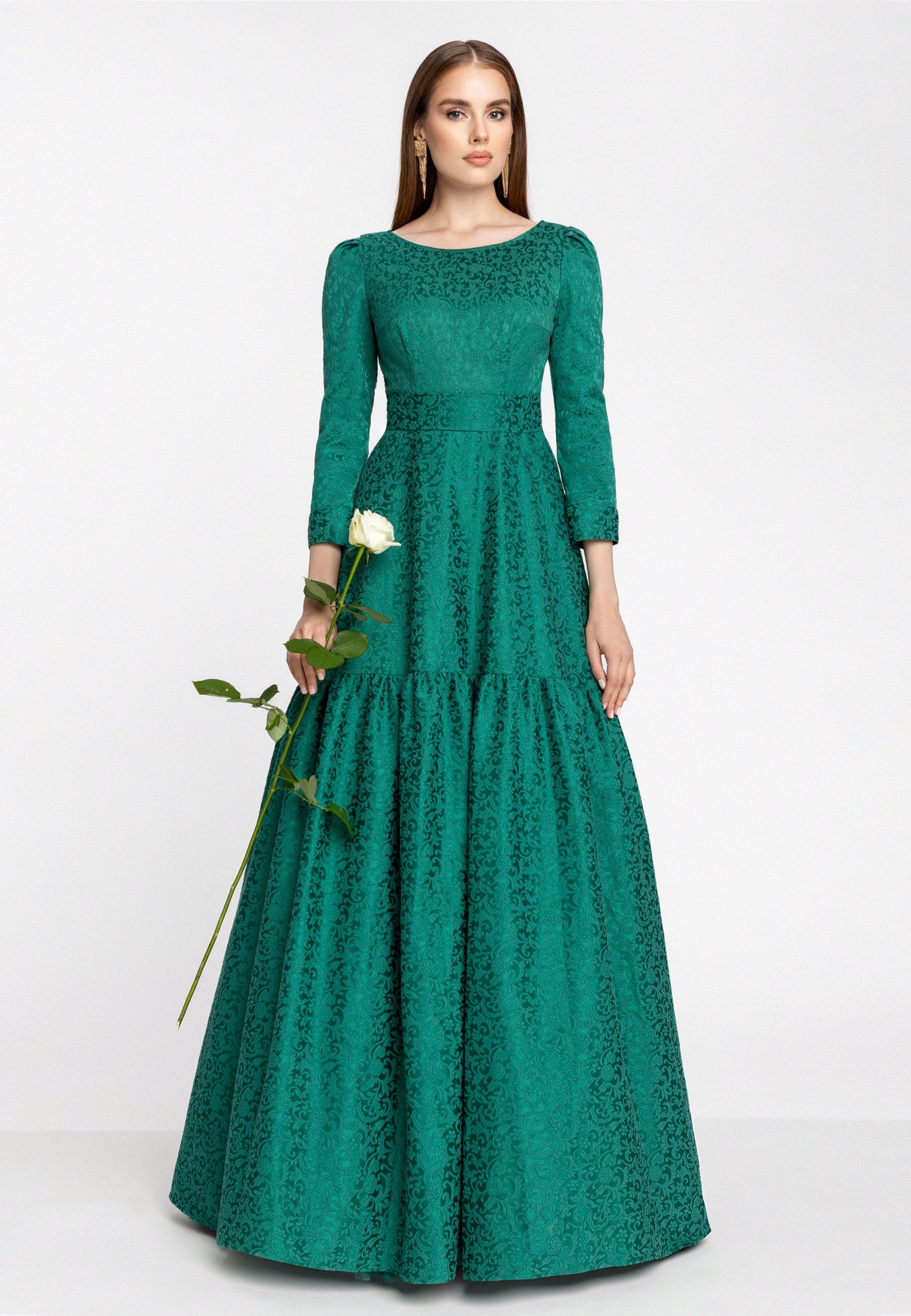 MATSOUR'I Maxikleid Dana Gürtel, voluminöser Unterrock (Tüll) mit Futter aus 100% Seide