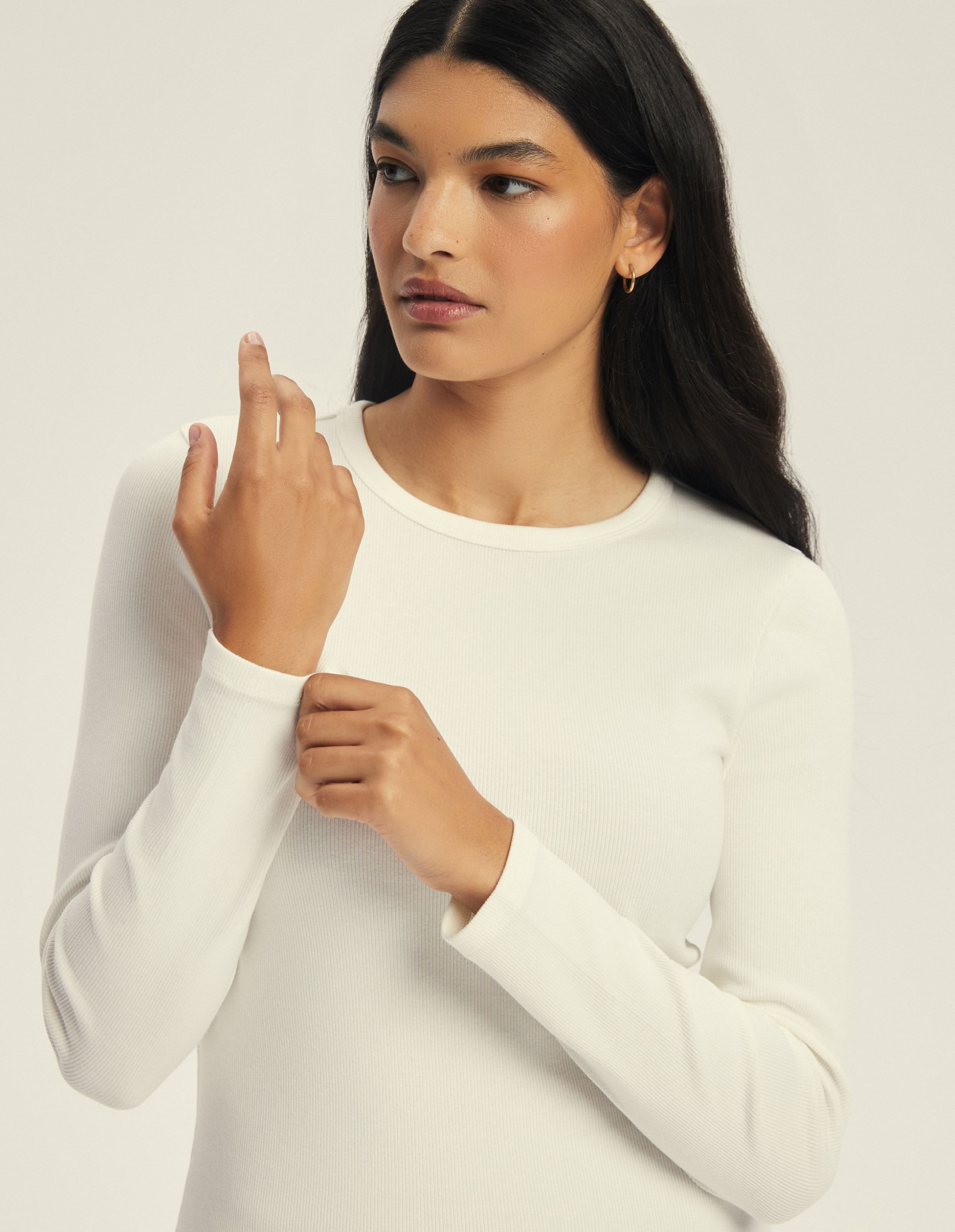 ESOTIQ Blusenshirt Figurbetontes Ripp-Langarmshirt aus Viskosemix. Jody 2 – Bild 3 von 5