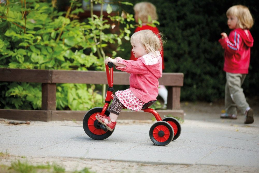 Winther Dreirad MINI Krippendreirad für Kinder – Robustes Dreirad