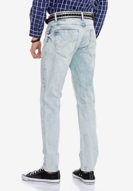 Cipo & Baxx Bequeme Jeans mit schmalem Saum in Straight Fit