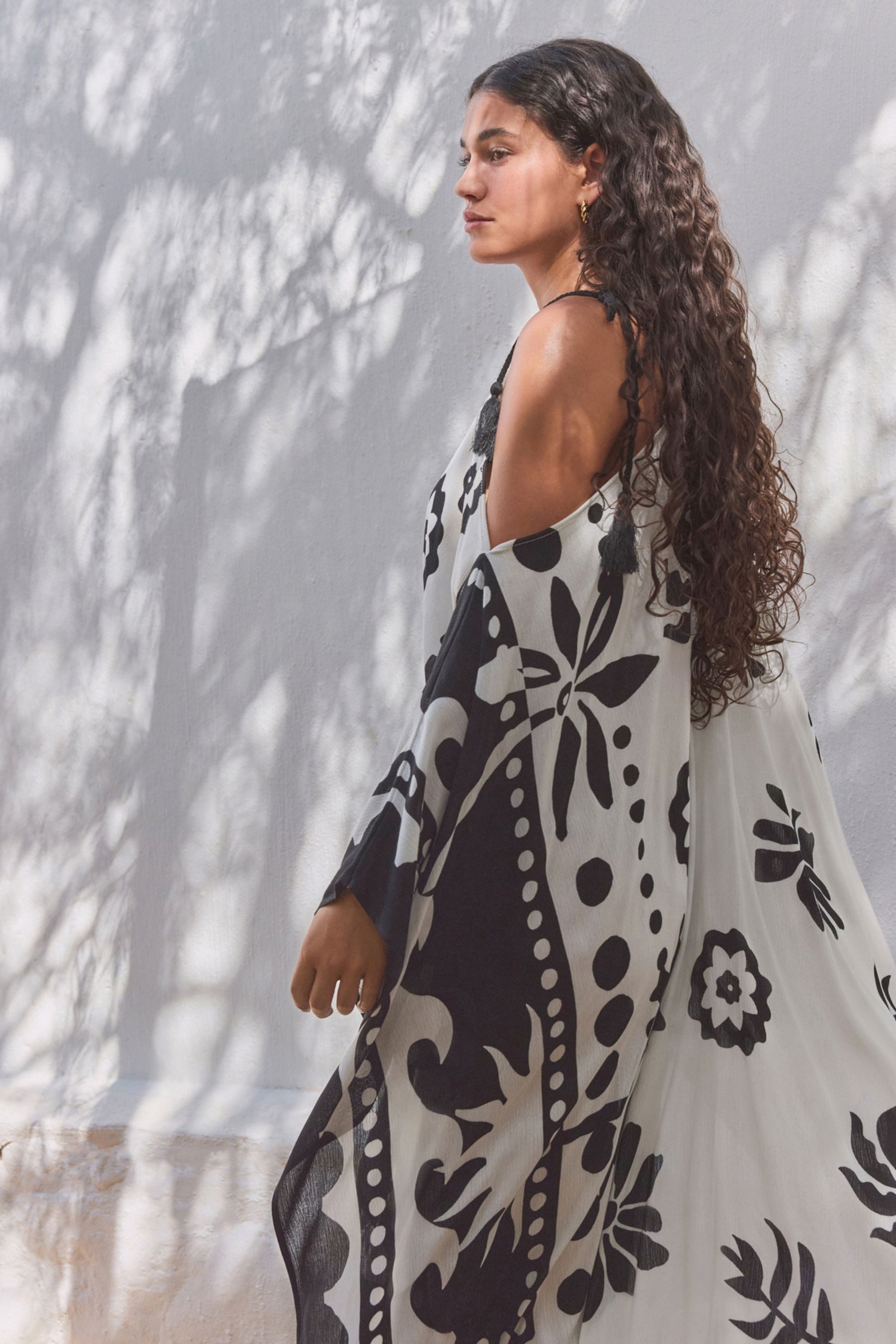 Next Strandkleid Überwurf mit Schulteraussparung (1-tlg) günstig online kaufen