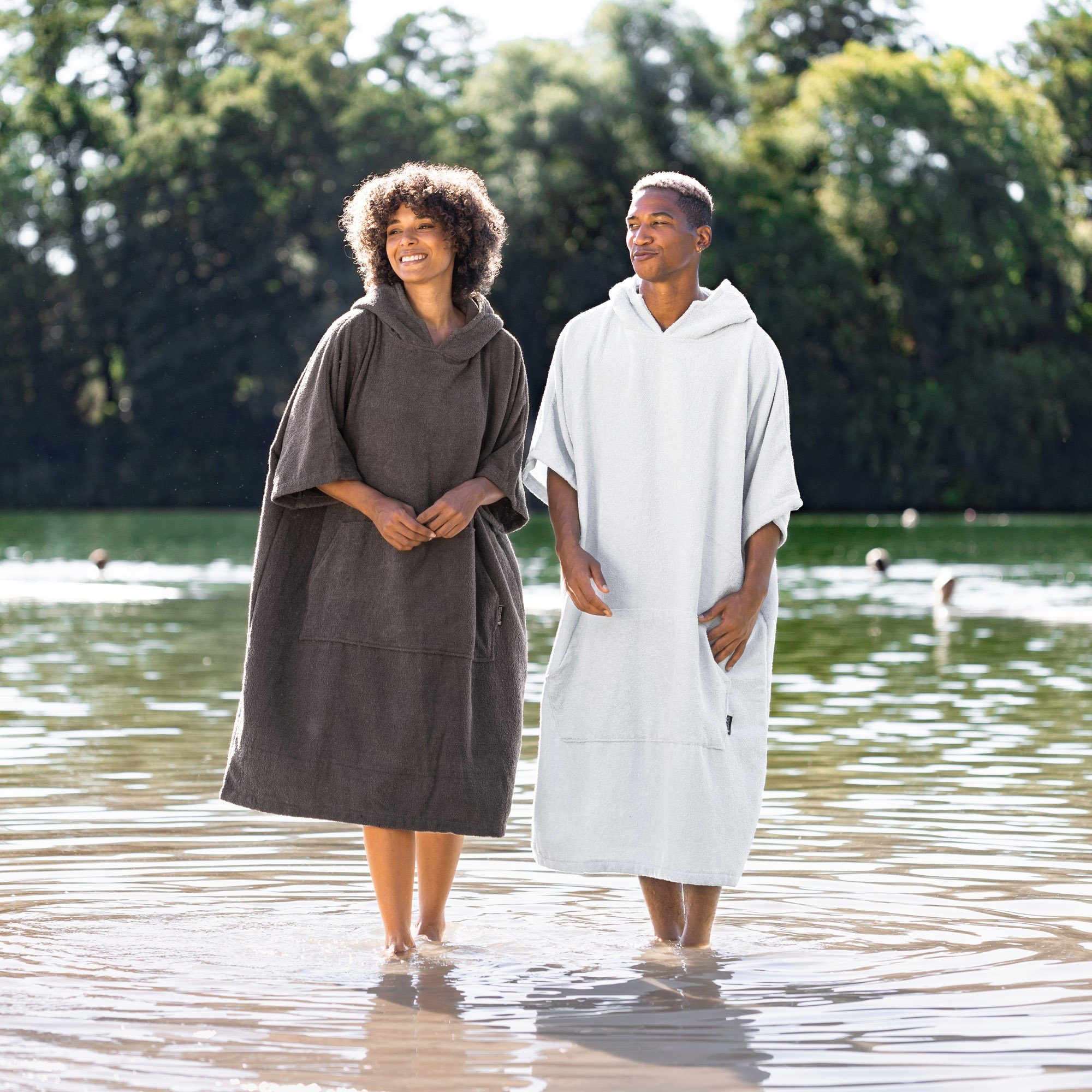 HOMELEVEL Bademantel Badeponcho Unisex aus 100% Baumwolle für Erwachsene mi günstig online kaufen