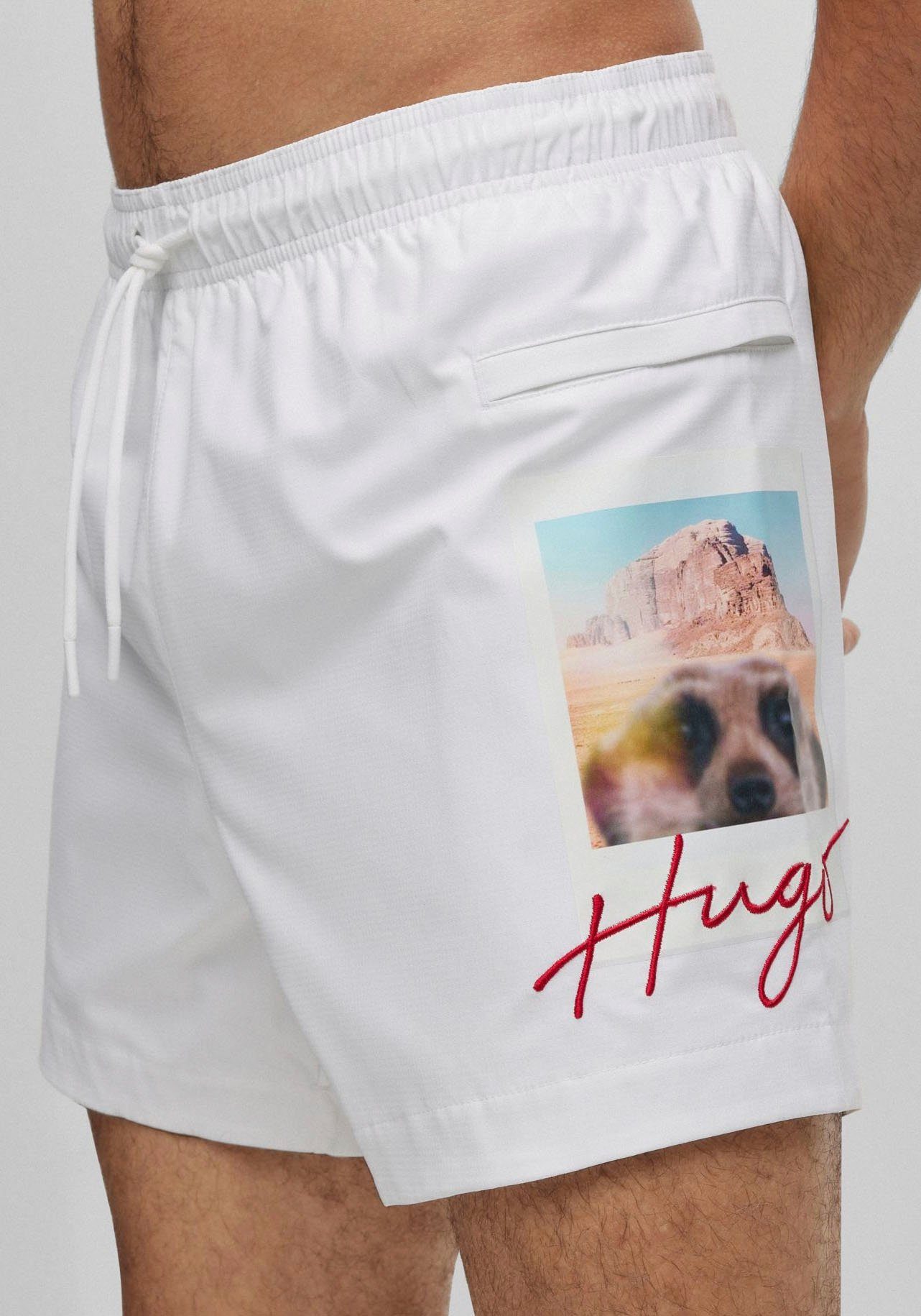 KOOK Fotoprint mit HUGO Badeshorts