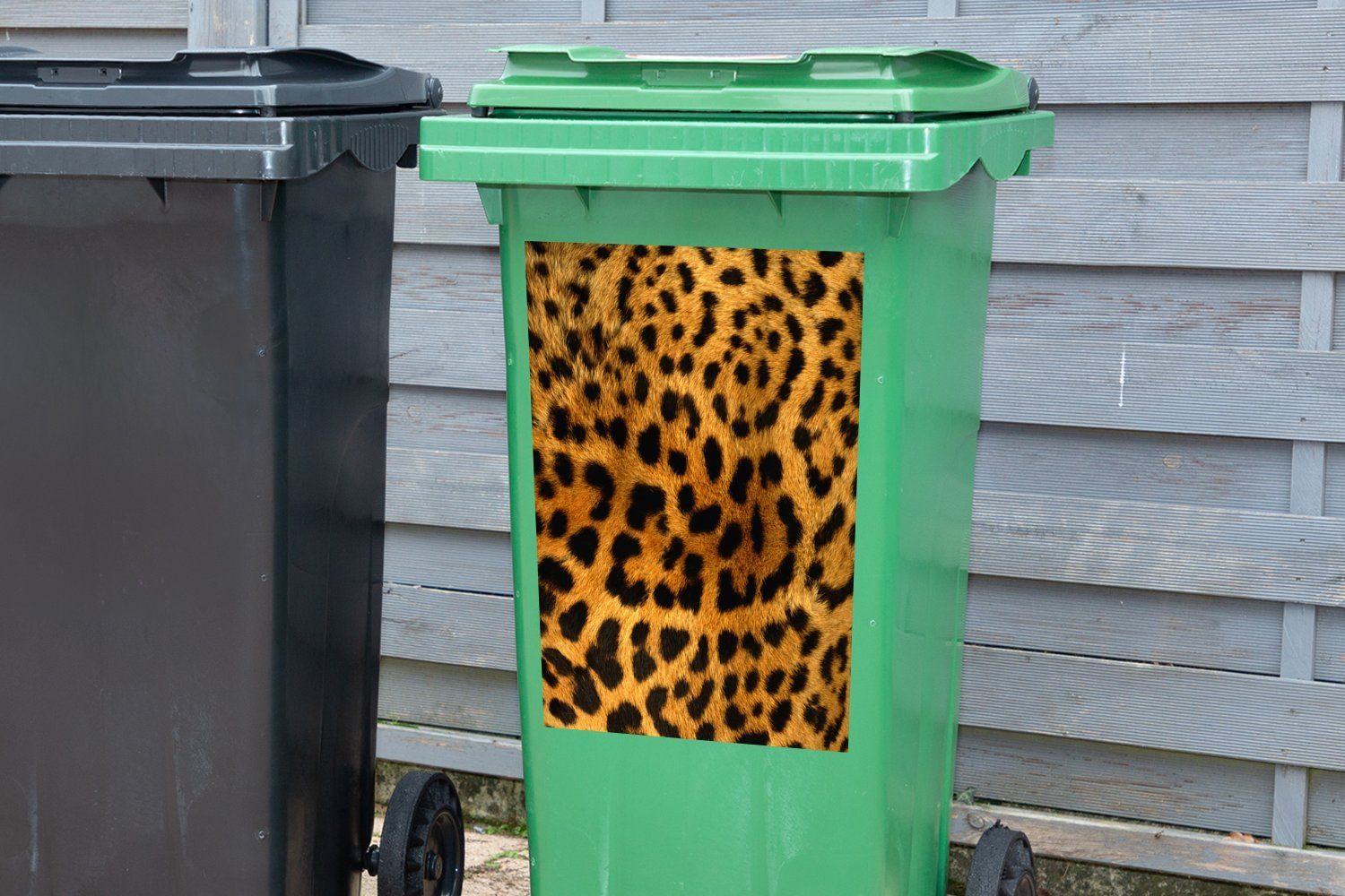 MuchoWow Wandsticker Leopard Braun Container, Mülltonne, Sticker, St), - Abfalbehälter - Mülleimer-aufkleber, (1 Pantherdruck