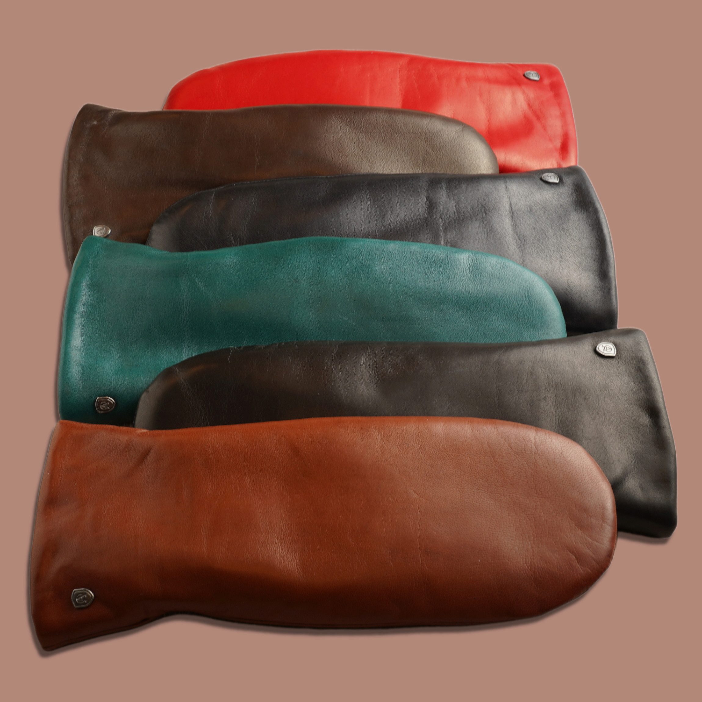 AKAROA Lederhandschuhe Lammfell Fäustlinge SUE, italienisches Leder, Lammfellfutter