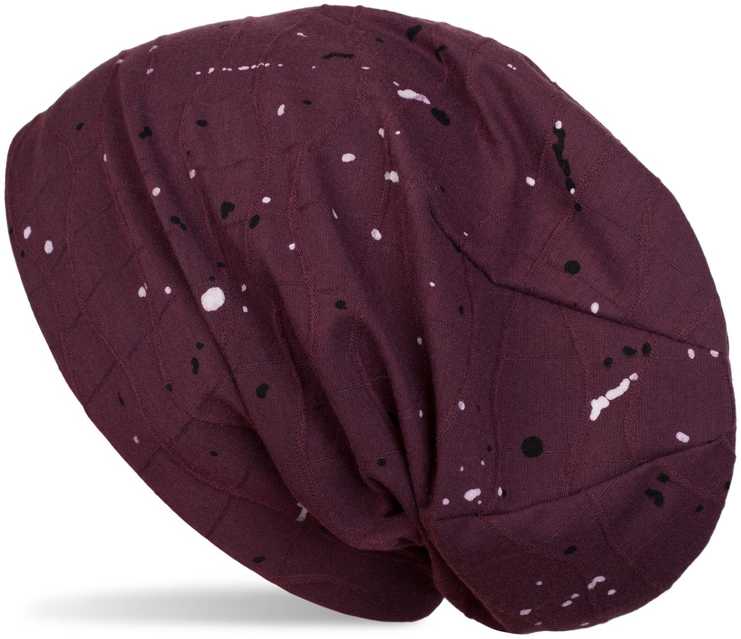 mit styleBREAKER Mütze (1-St) Beanie Bordeaux-Violett Farbklecksen Beanie und Falten