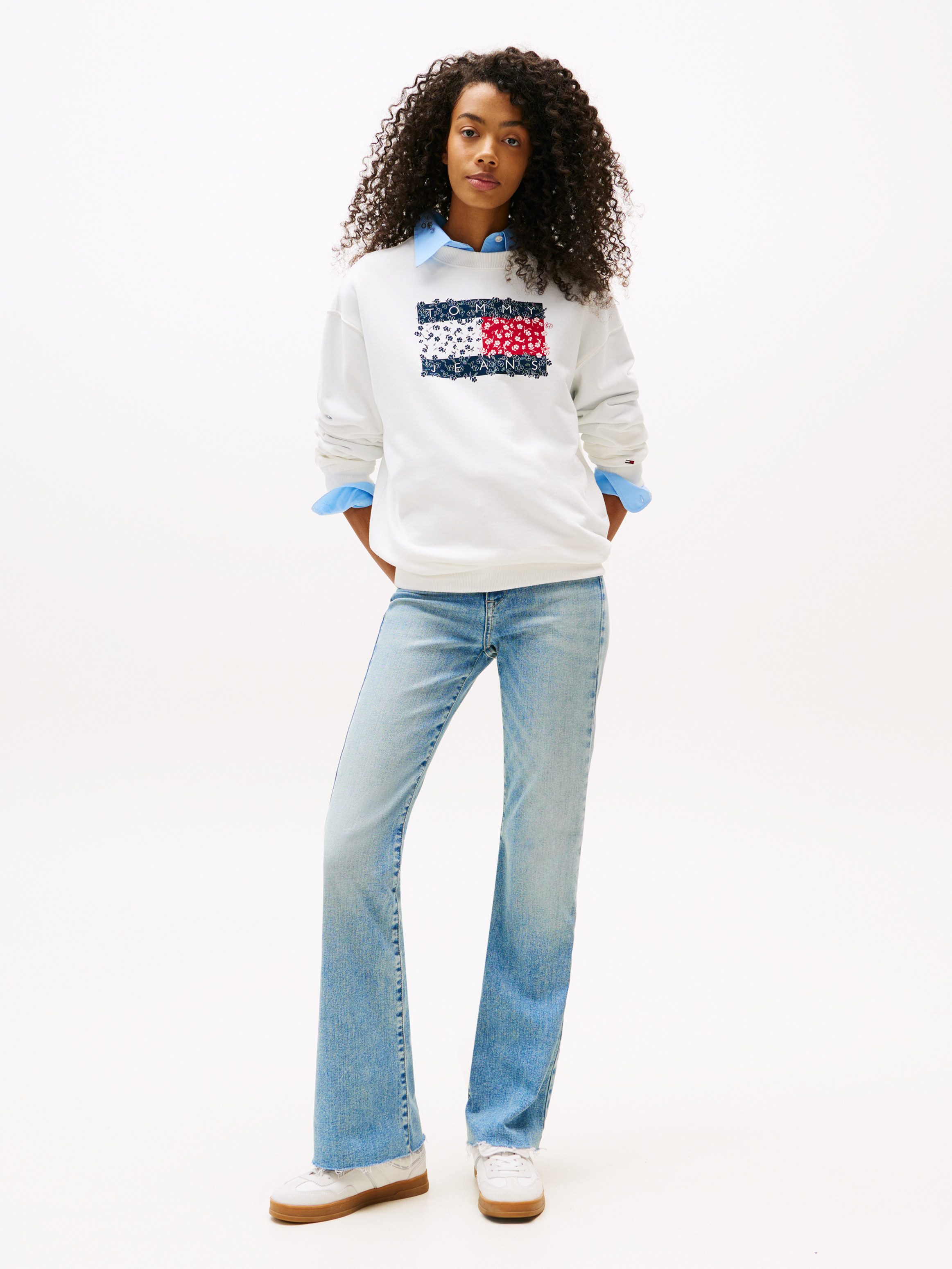 Tommy Jeans Sweatshirt TJW RLX FLORAL FLAG CREW mit Blumenprint und Logo Fl günstig online kaufen