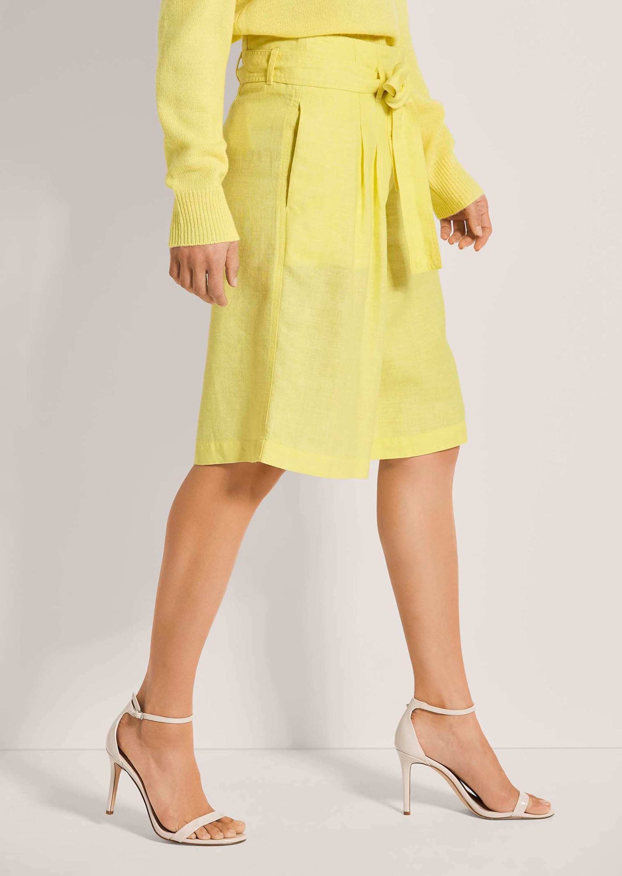 MADELEINE Shorts Luftige, weite Bermuda mit hohem Bund Unifarbenes Design mit praktischem Bindeband als Verschluss
