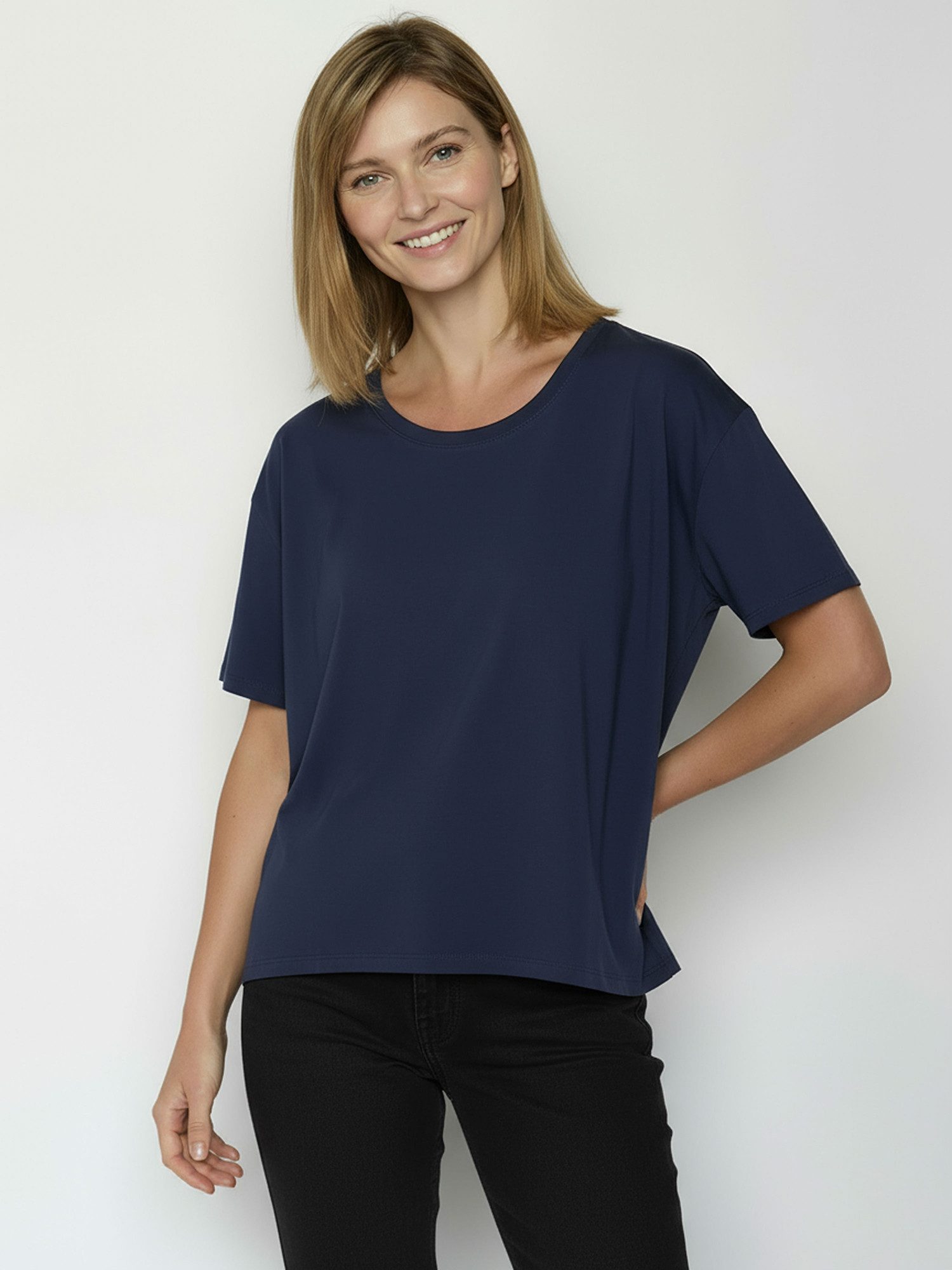 GreenBomb T-Shirt Feel Basic Motiv Basic (1-tlg., 1) lockerer Schnitt, leichter Fall, vorne kürzer als hinten