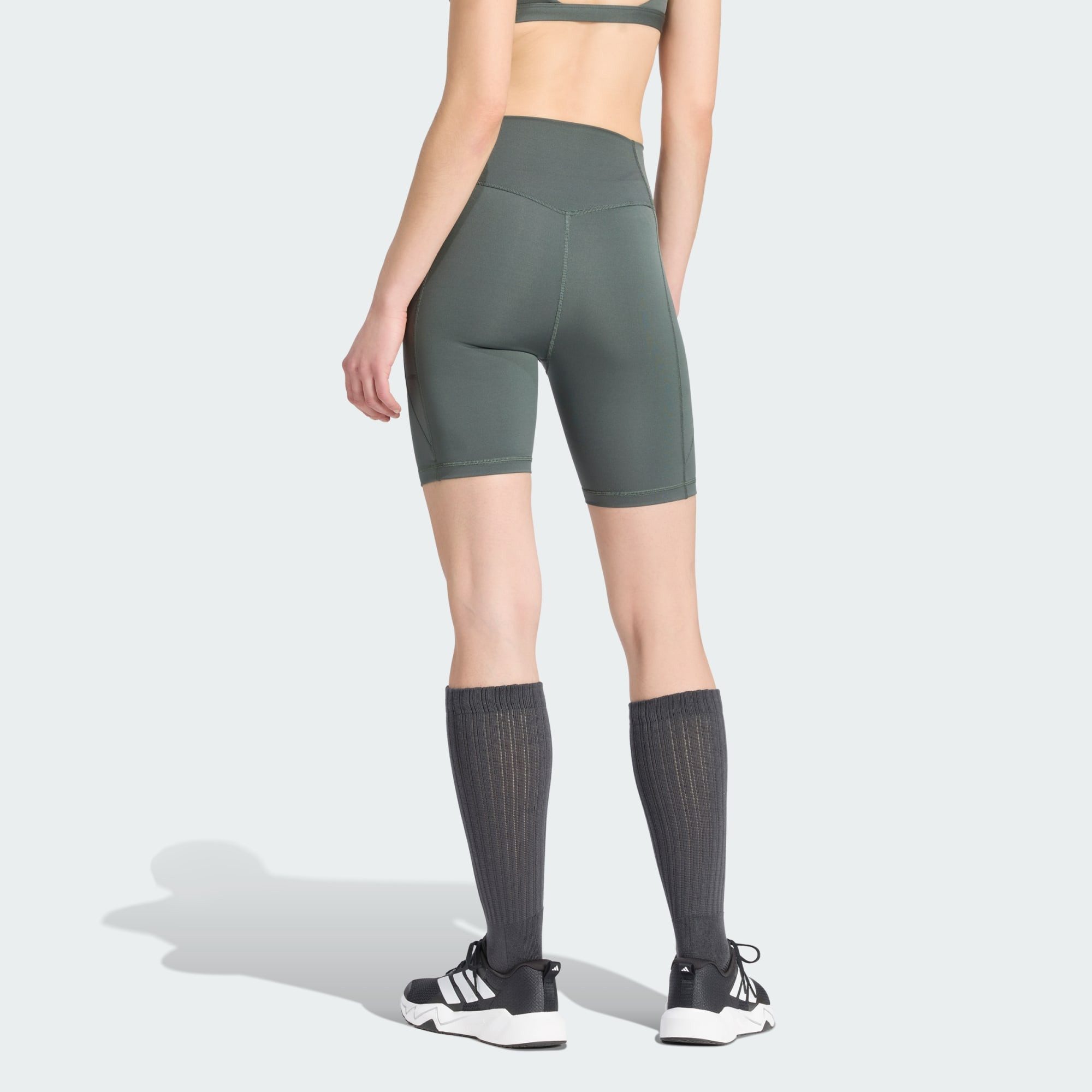 adidas Performance Leggings OPTIMÉ ESSENTIALS KURZE LEGGINGS MIT TASCHE, 18 CM (1-tlg)