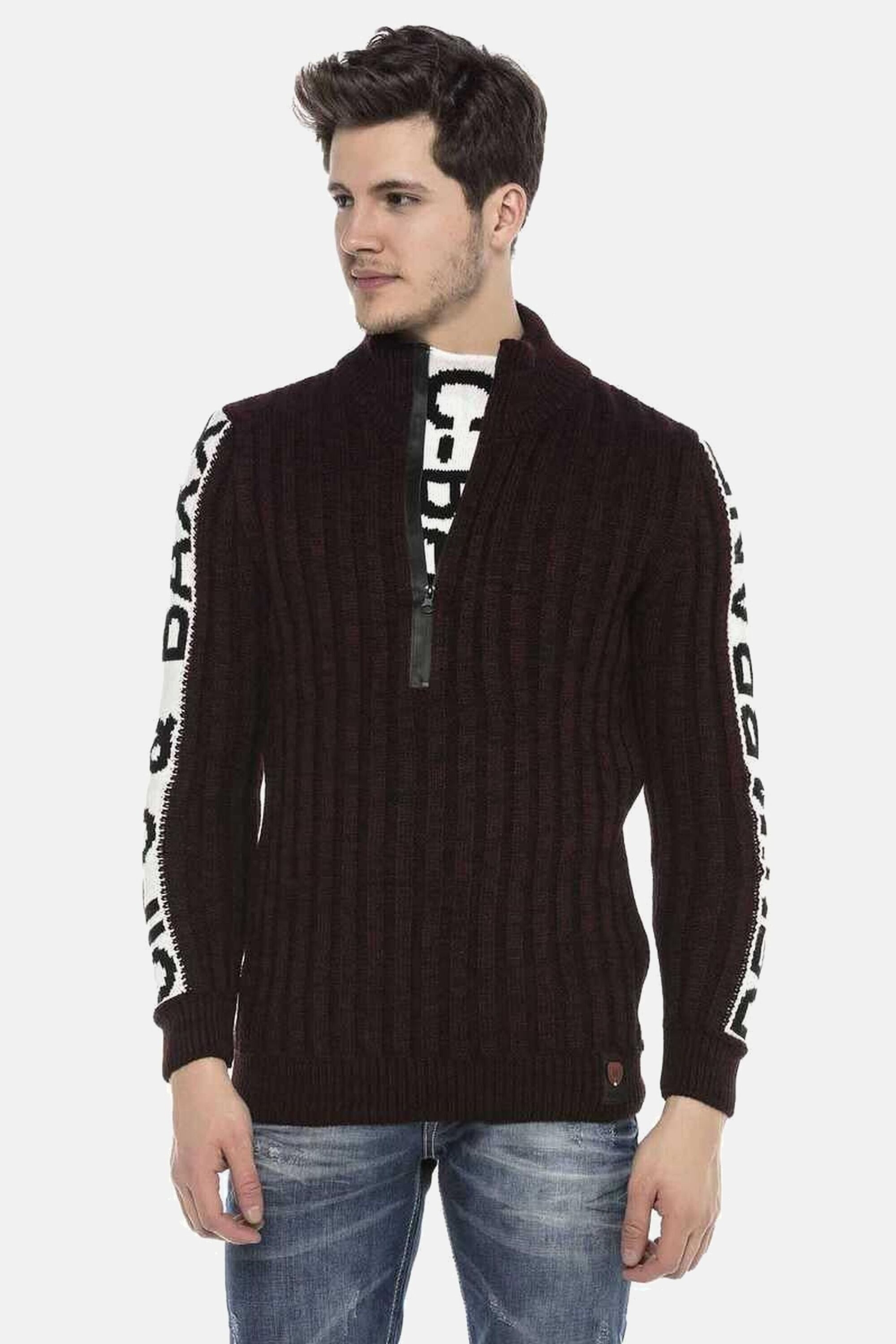 Cipo & Baxx Strickpullover Pullover (1-tlg) mit Marken Schriftzug, CP216