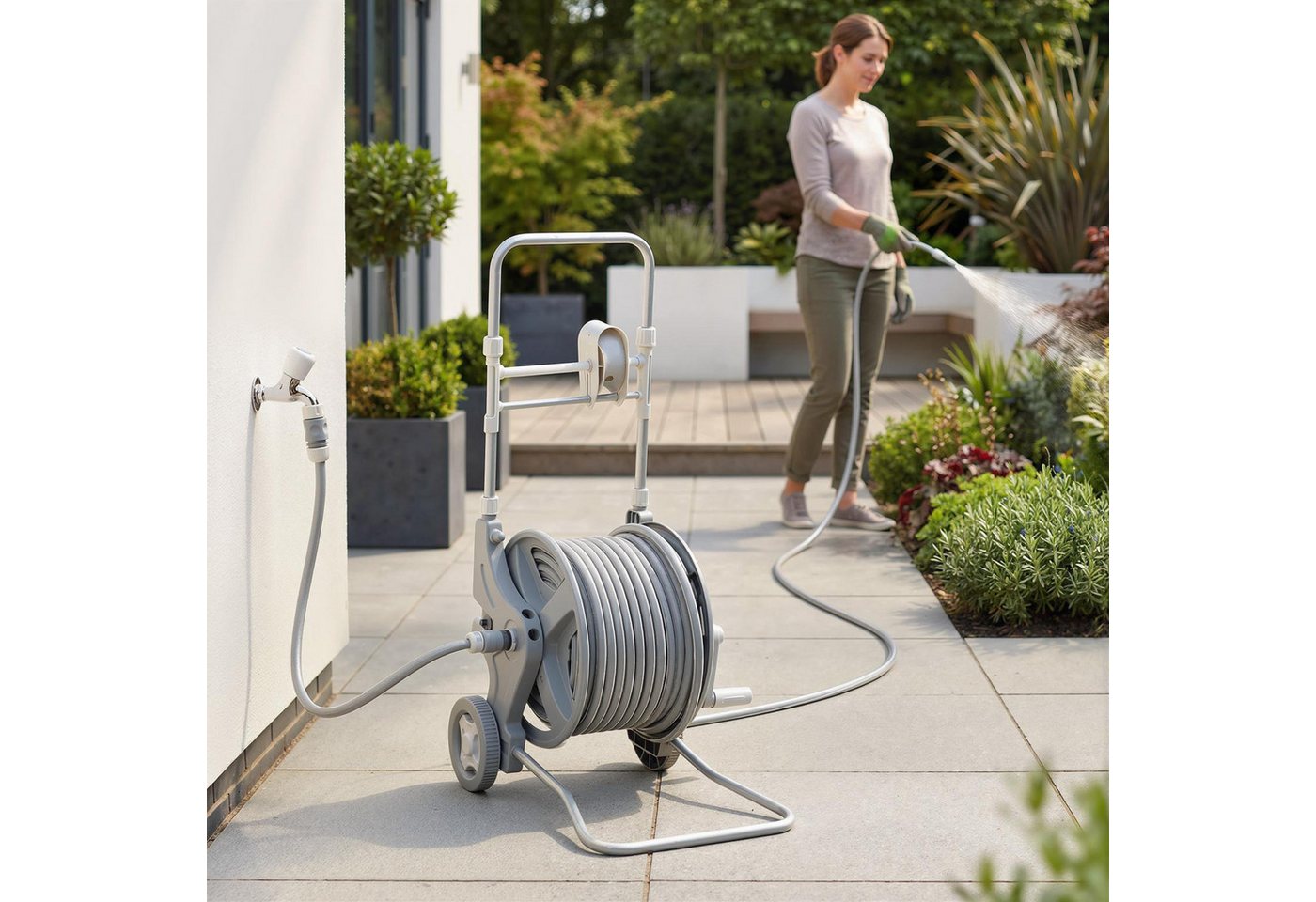 Outsunny Schlauchtrommel Schlauchwagen 45 m mit 2 Sprühmustern, Wasserhahnadapter, (Gartenschlauchwagen, 1-tlg., Schlauchwagen), für Garten Balkon, 45 x 44 x 78 cm Grau