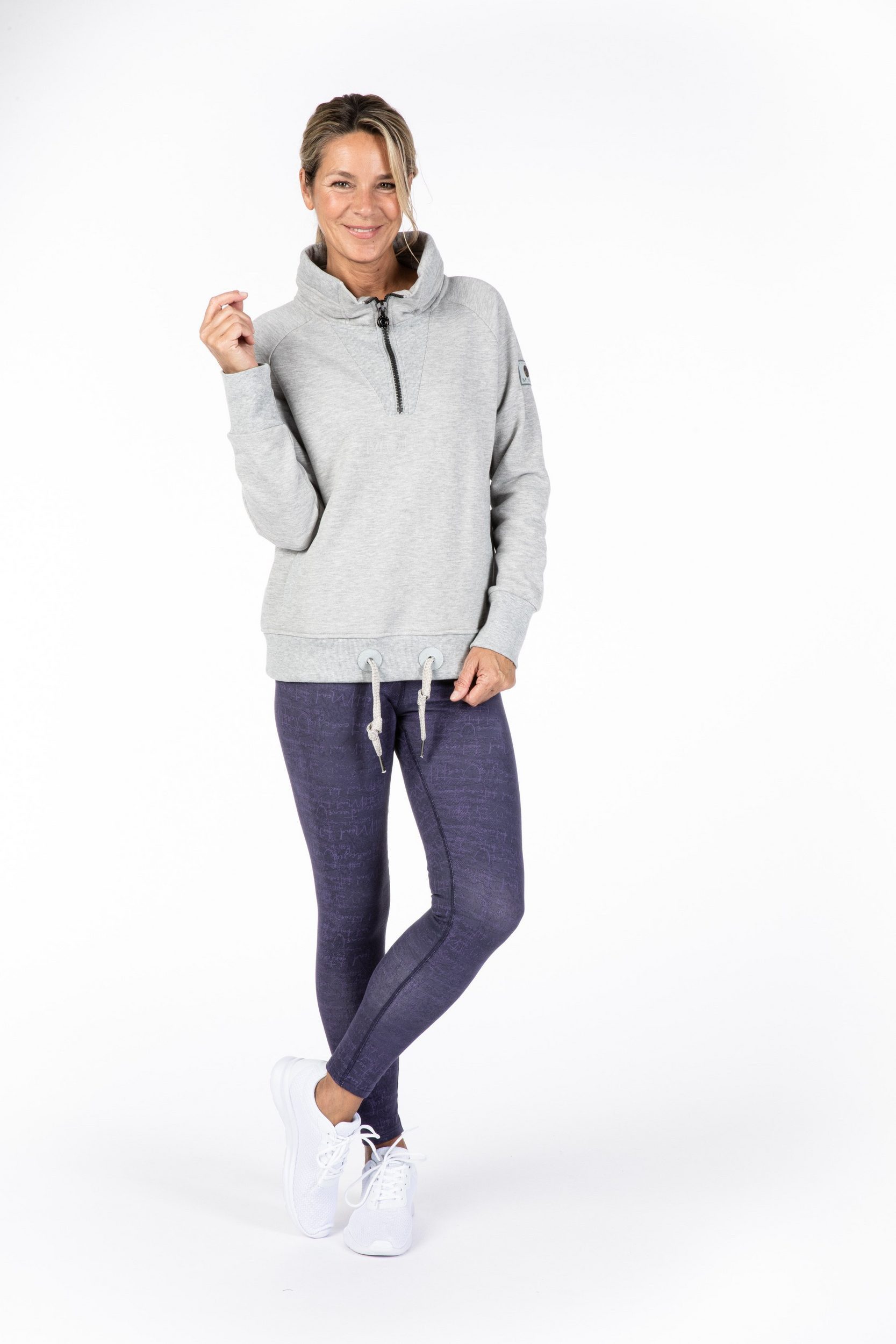 LPO Kapuzensweatshirt VERNON V Women in lässigem Oversized-Schnitt