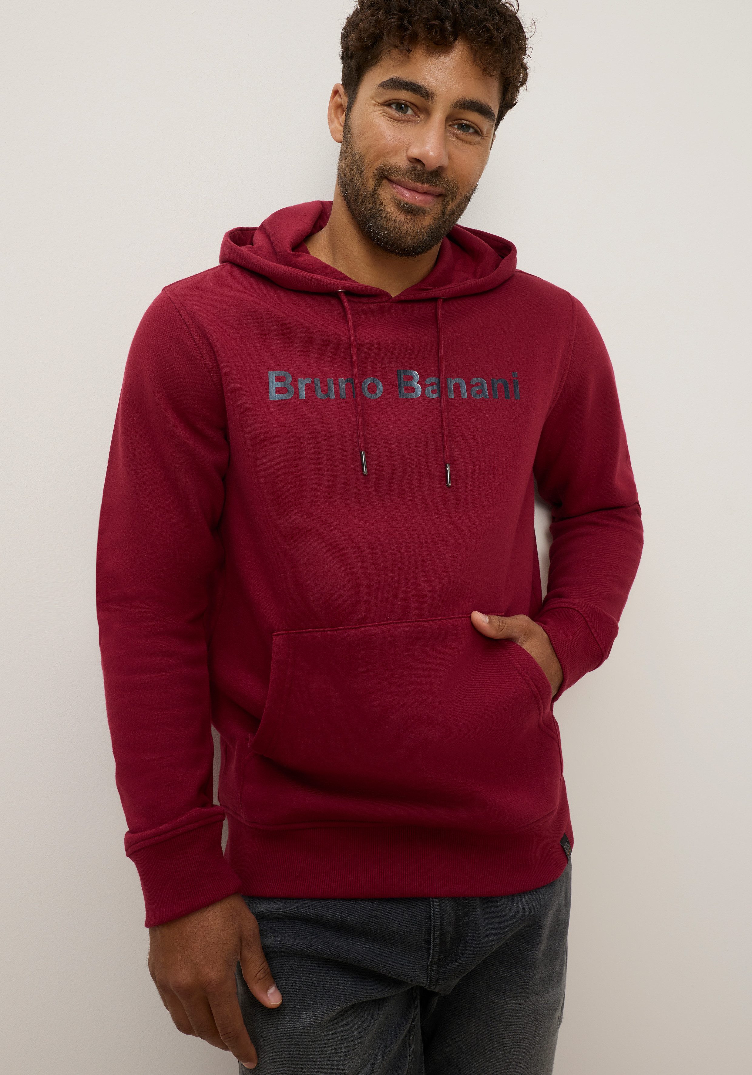 Bruno Banani Kapuzensweatshirt mit Reißverschluss, in bedruckter Optik. € 32,99, (€ 32,99 pro 1 Stk).