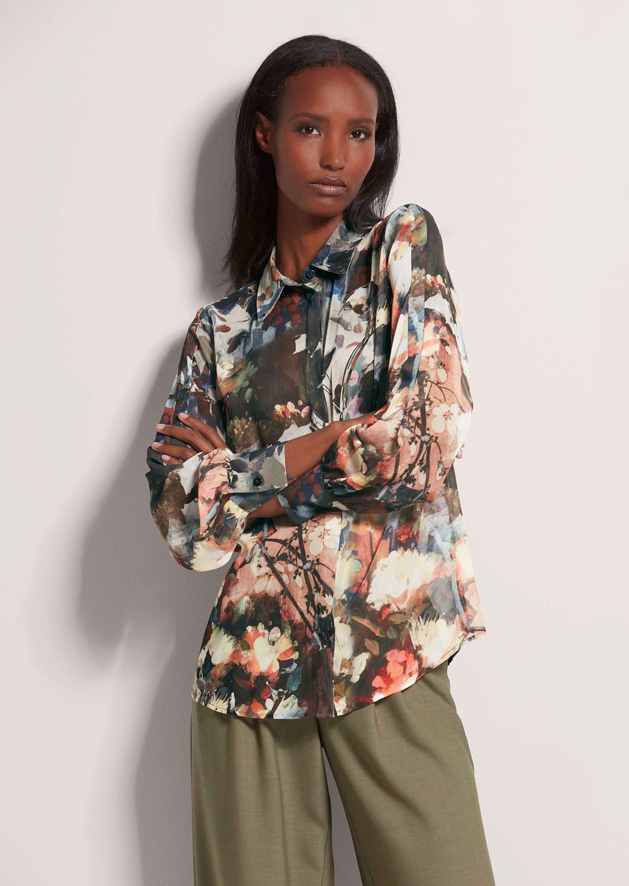 MADELEINE Hemdbluse Transparente Bluse mit Unikat-Print günstig online kaufen