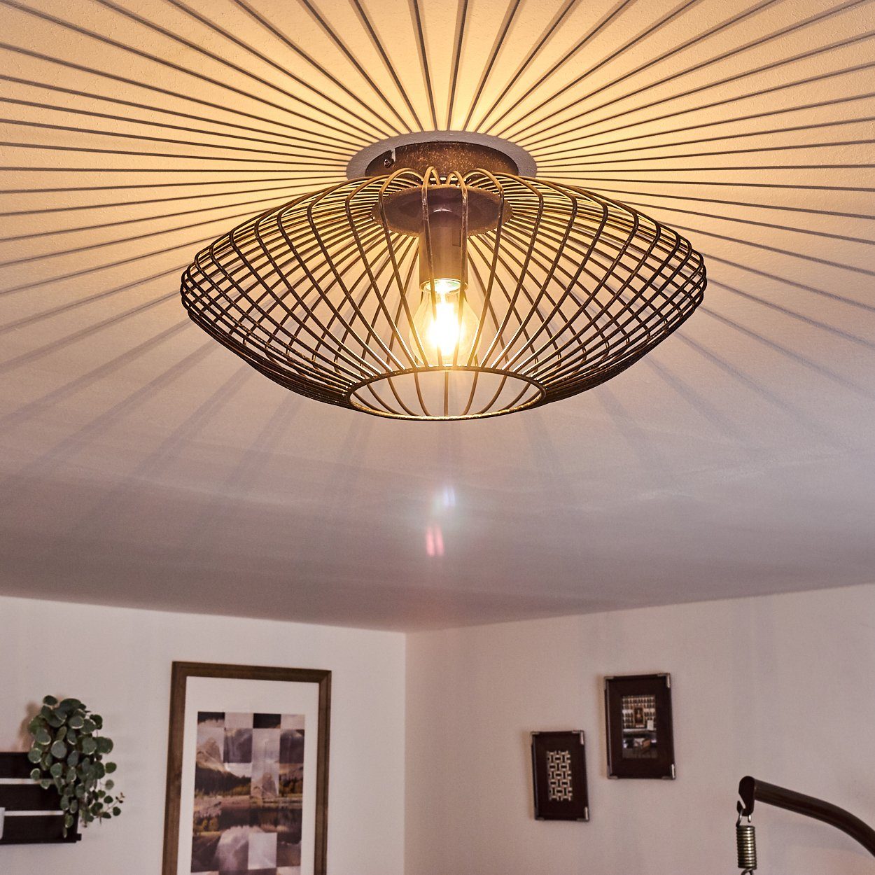 hofstein Deckenleuchte »Pieris« runde Deckenlampe aus Metall in Schwarz/Gold, ohne Leuchtmittel, E27, Retro-Leuchte mit Lichteffekt durch Gitter-Optik