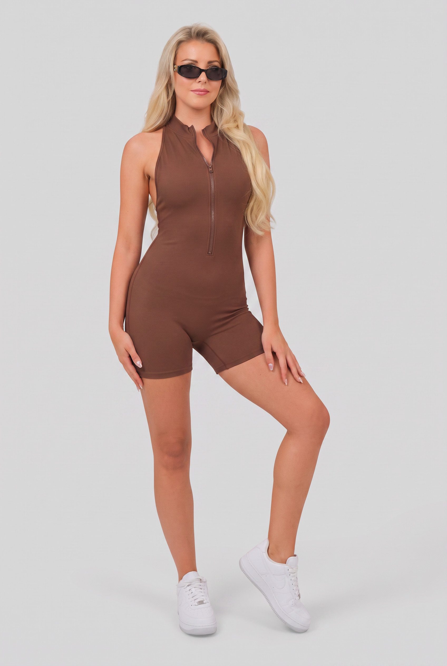 FemmeTone Playsuit Kurzoverall Damen, ärmellos, Jumpsuit mit Reißverschluss Einteiler Athleisure Outfit – perfekt für Yoga und Fitness