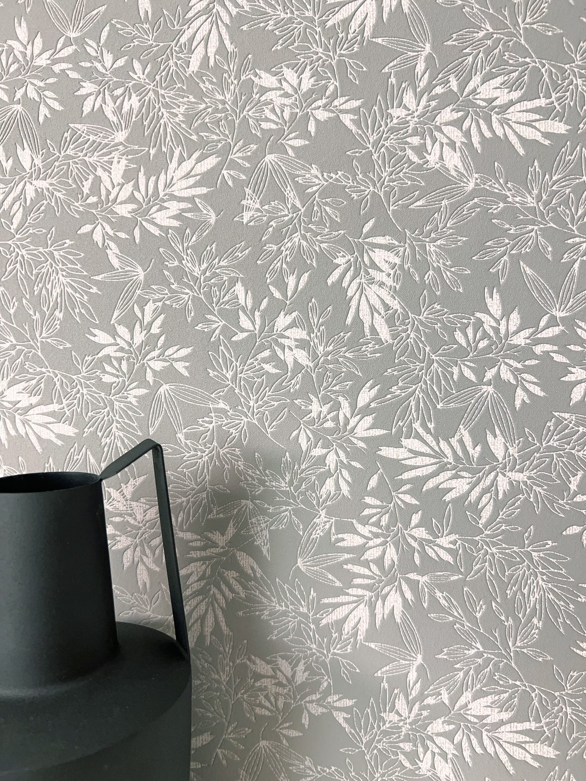 Newroom Vliestapete Lamia Grey Tapete Blumentapete Blätter,Blumen,Äste, Grau Tapete Floral Blätter - Blumentapete Blätter Hellgrau Romantisch 3D Optik Blumen Äste für Schlafzimmer Wohnzimmer Küche, Blätter