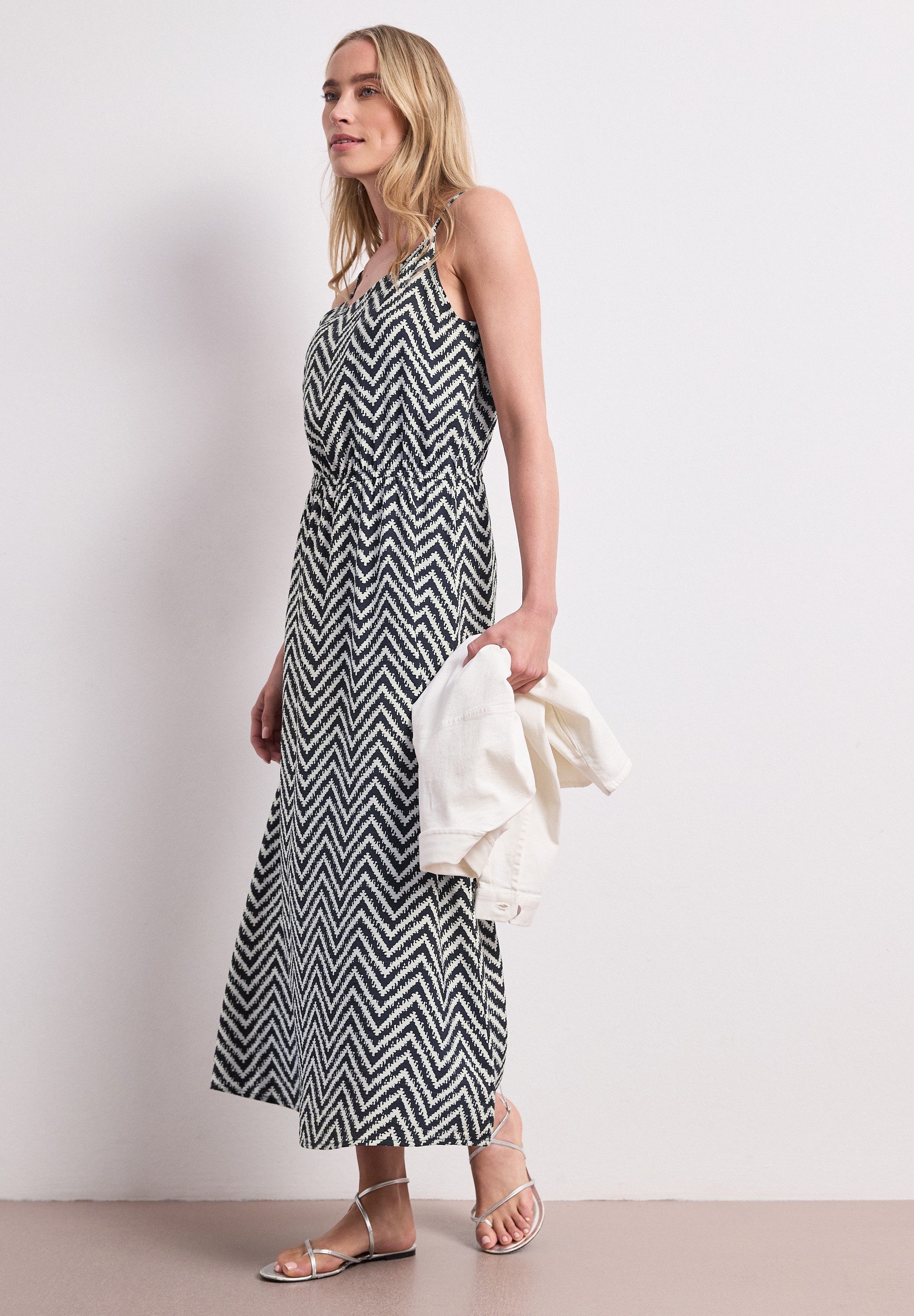 STREET ONE Midikleid Sommerkleid mit Zick-Zack-Muster